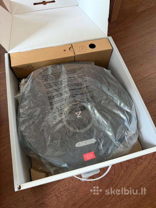 Siurblys robotas Roborock S8 juodas su garantija
