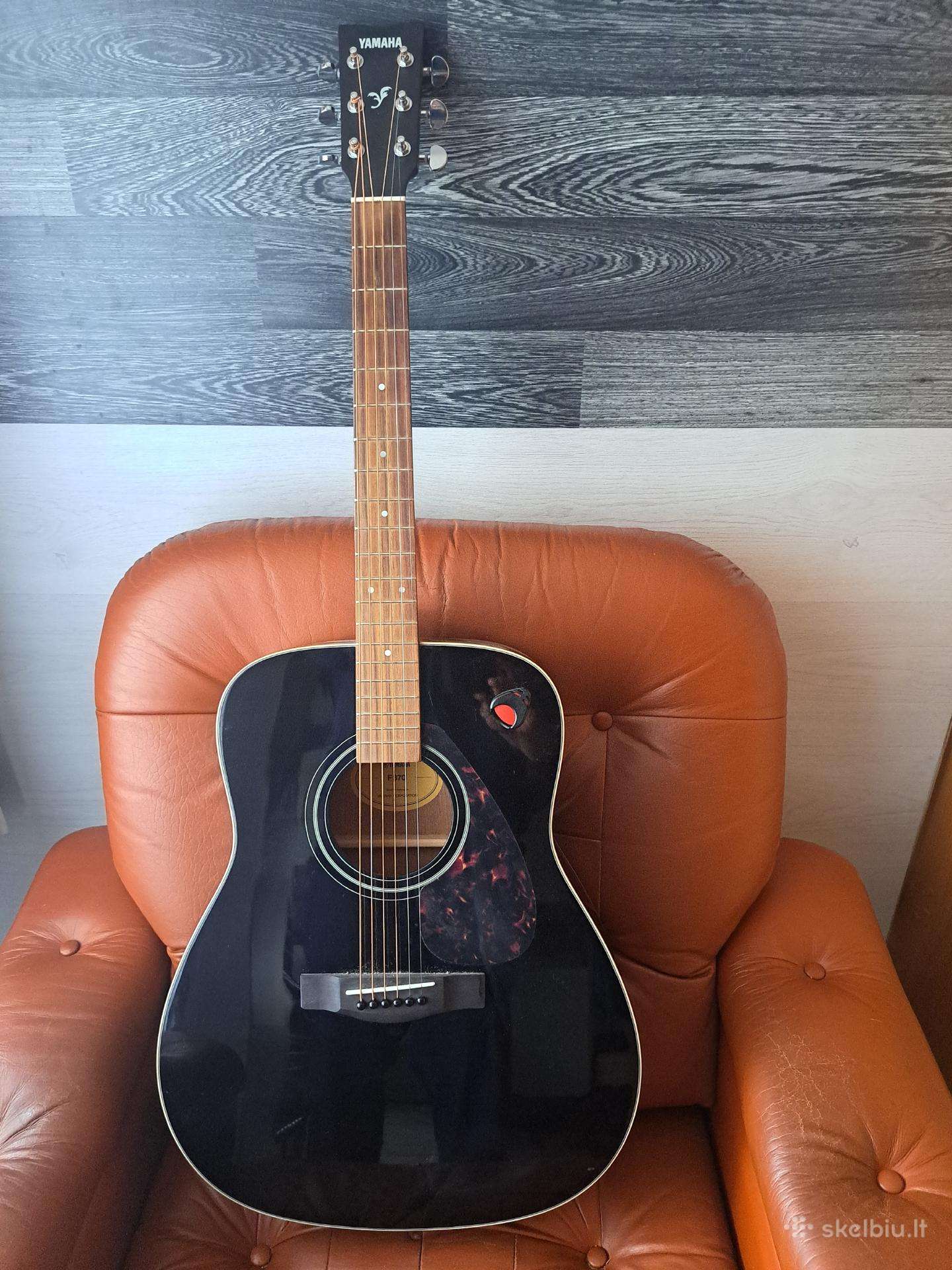 Yamaha f370