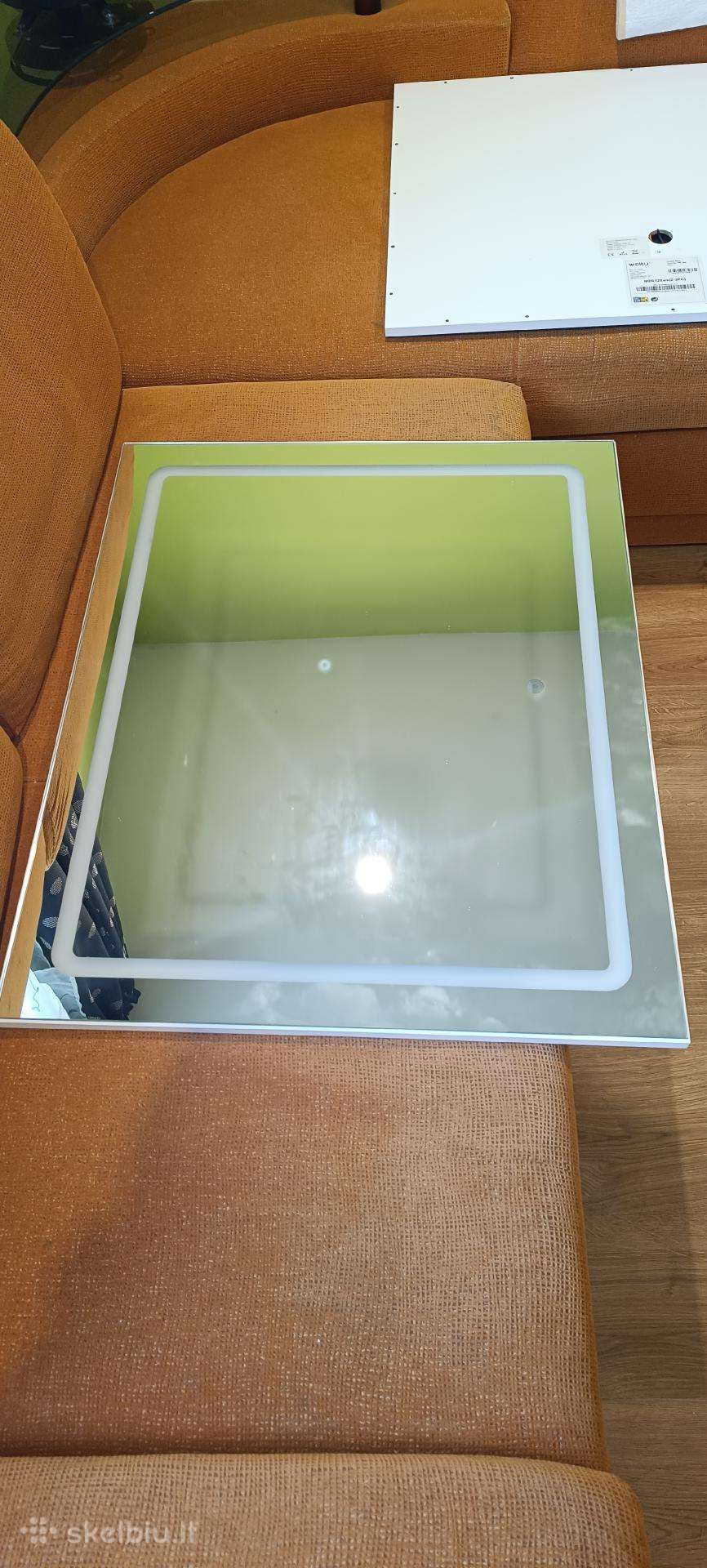 LED veidrodžiai (80x65 cm), 2 vnt. – su defektais