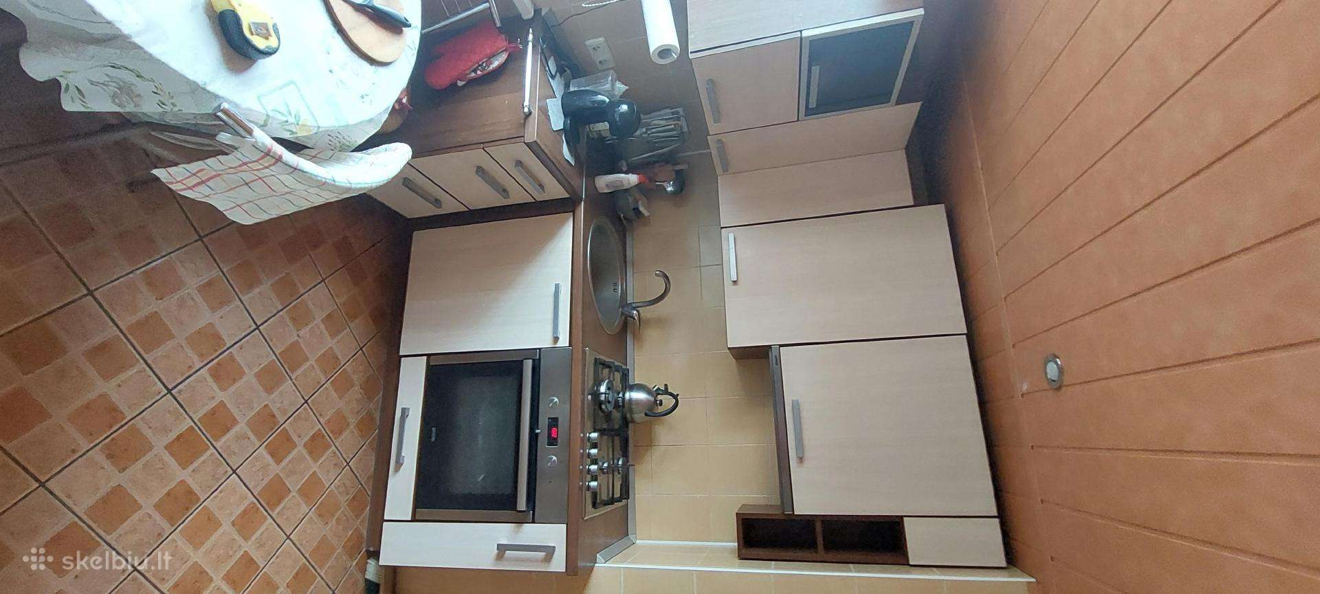 Parduodama, 400 eur.