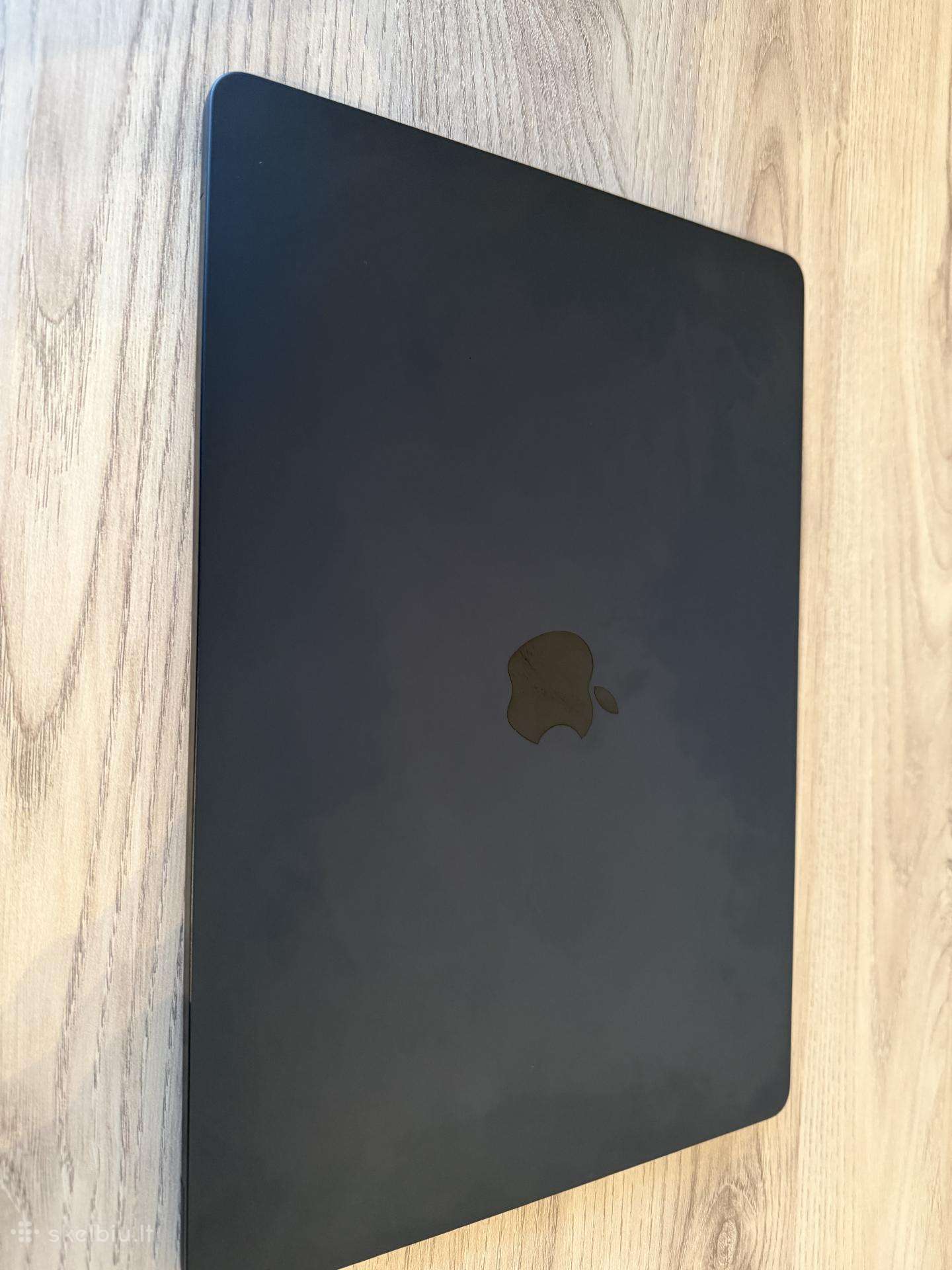 MacBook air 15 m4 256gb