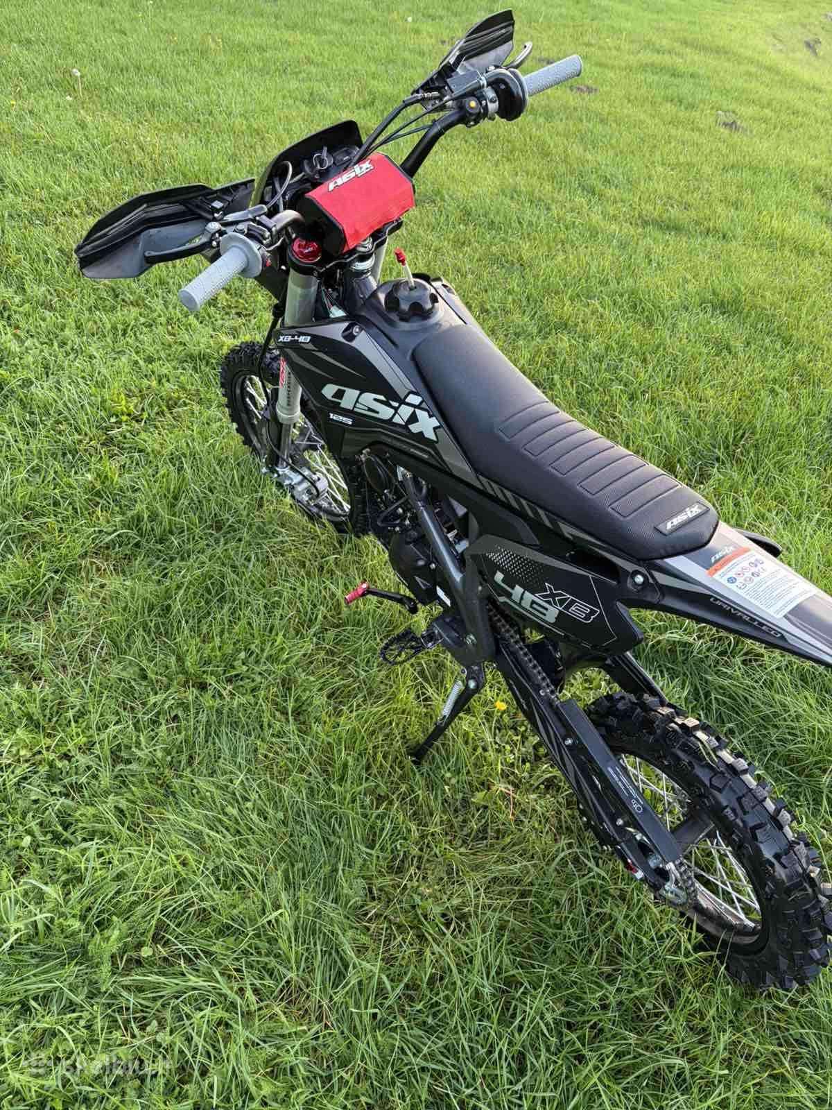 Asix XB-47 128cc, krosiniai