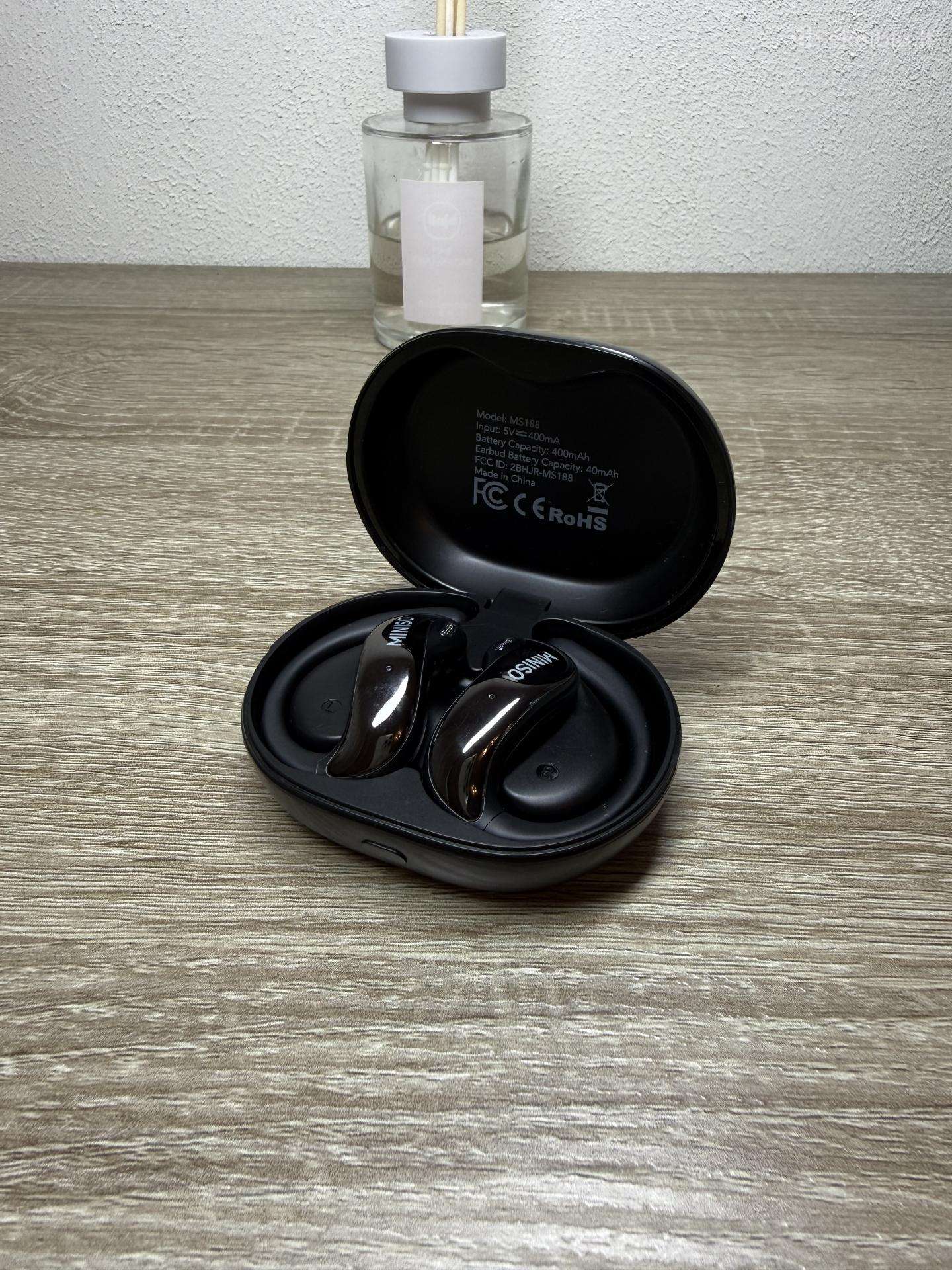 Miniso Ms188 belaidės Bluetooth ausinės su dėklu