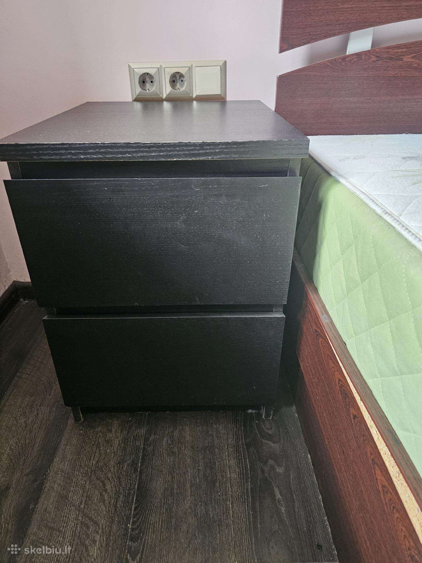 Naktinės spintelės Ikea Malm su 2 stalčiais 2 vnt