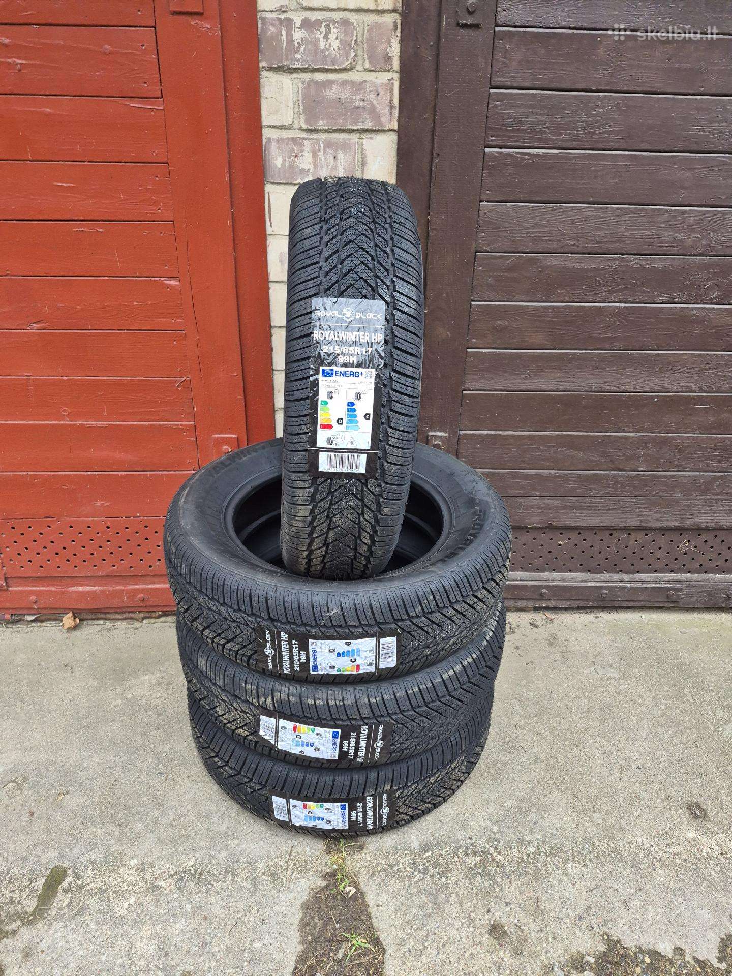 Žieminės naujos padangos Royal Black 215/65 R17