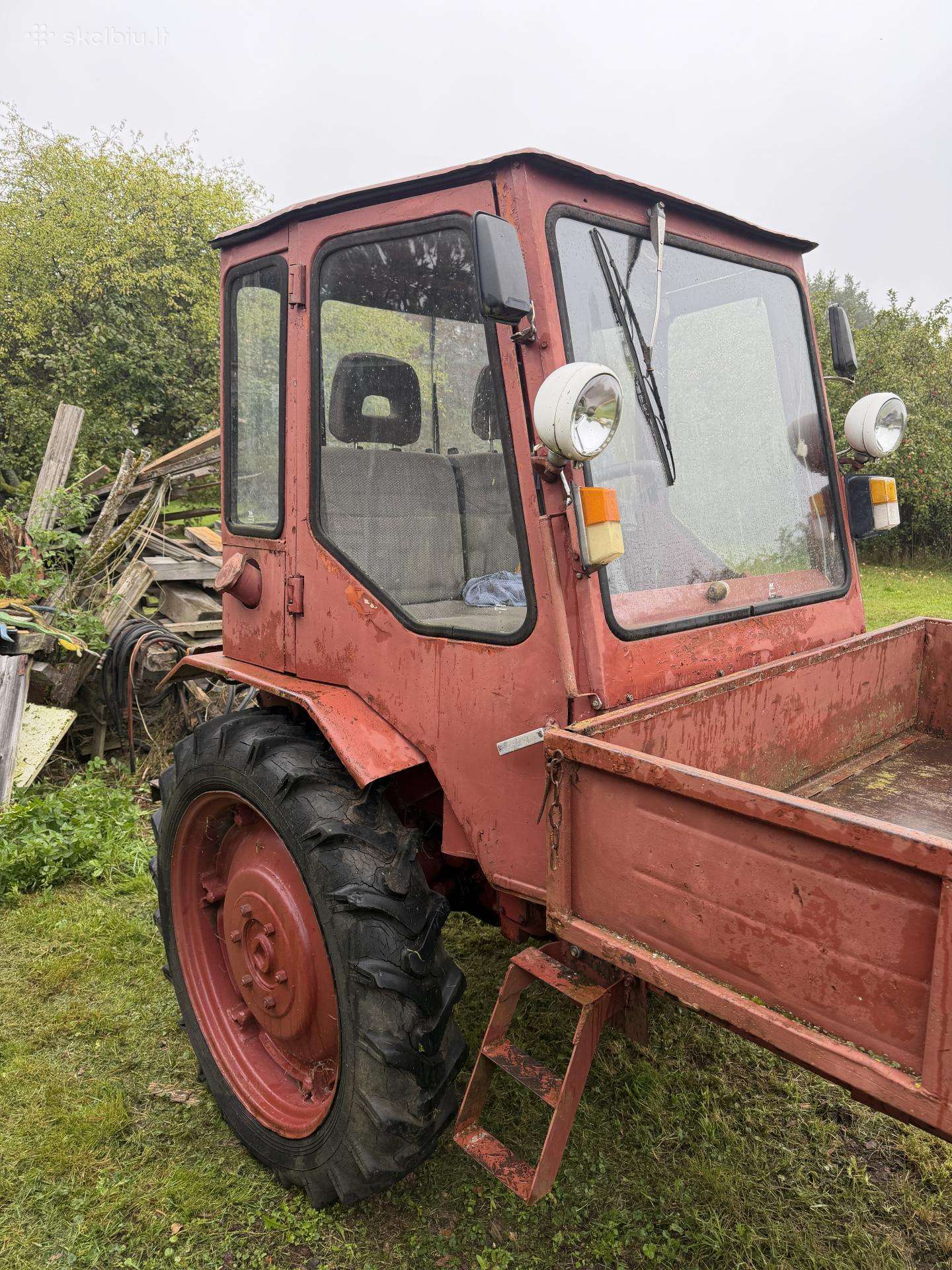 Traktorius t-16