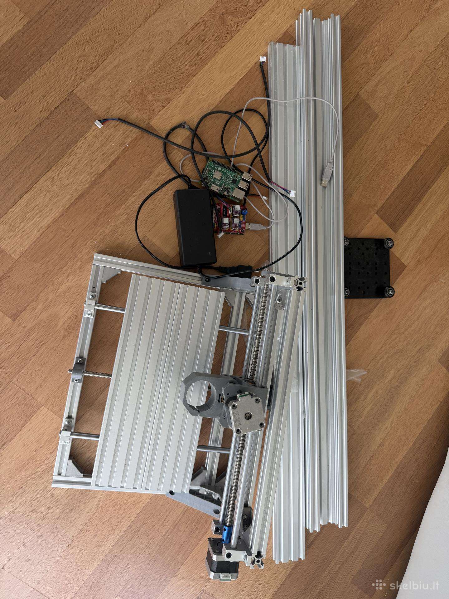 CNC staklių rėmas