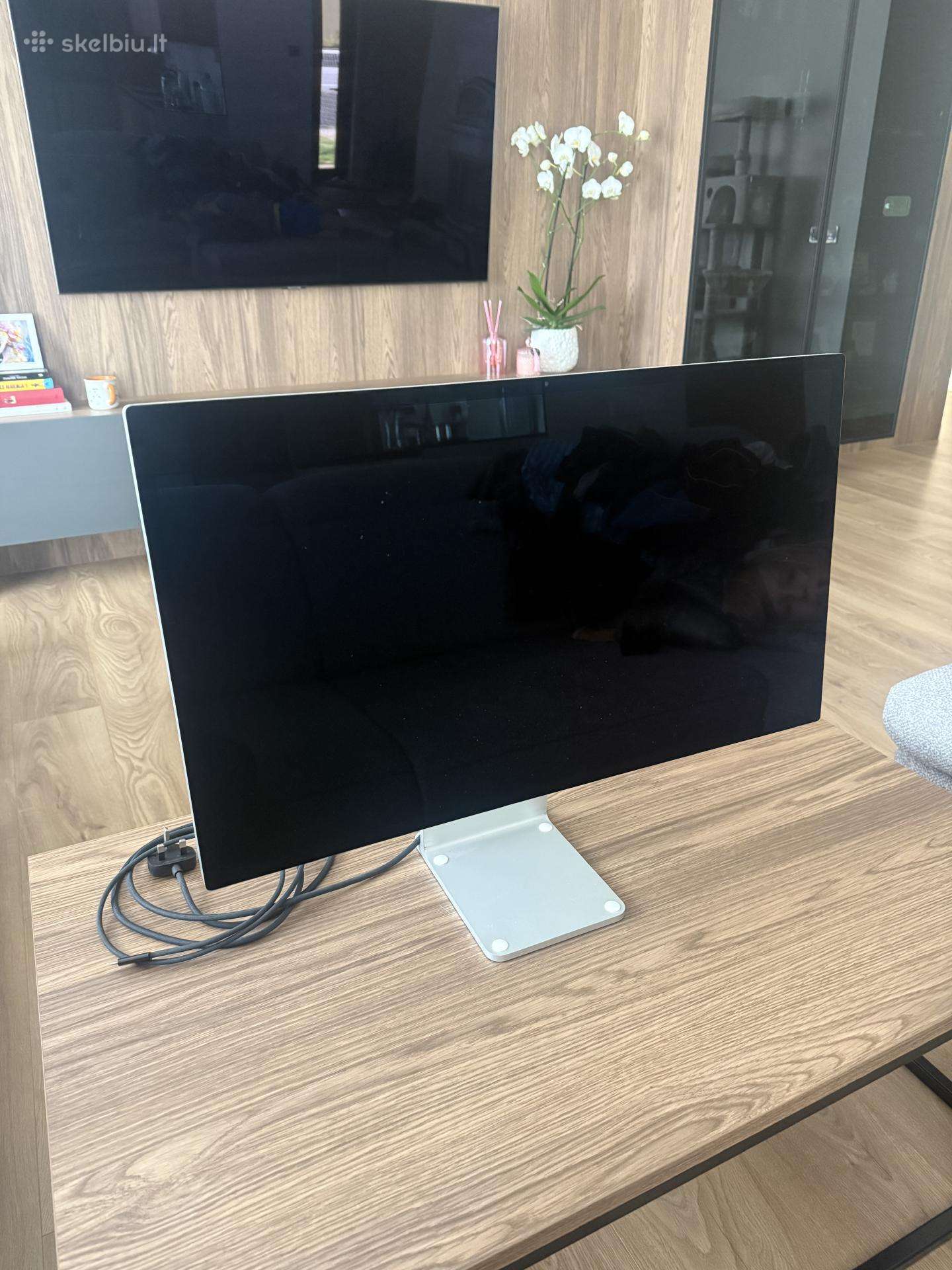 Apple Studio Display 27" (Height Adjustable)