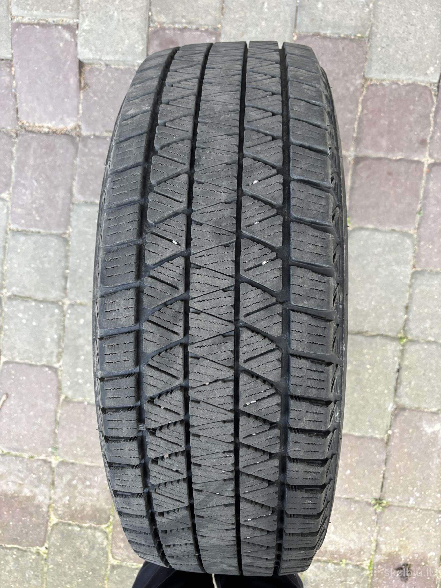 Bridgestone, зимние 225/65 R17