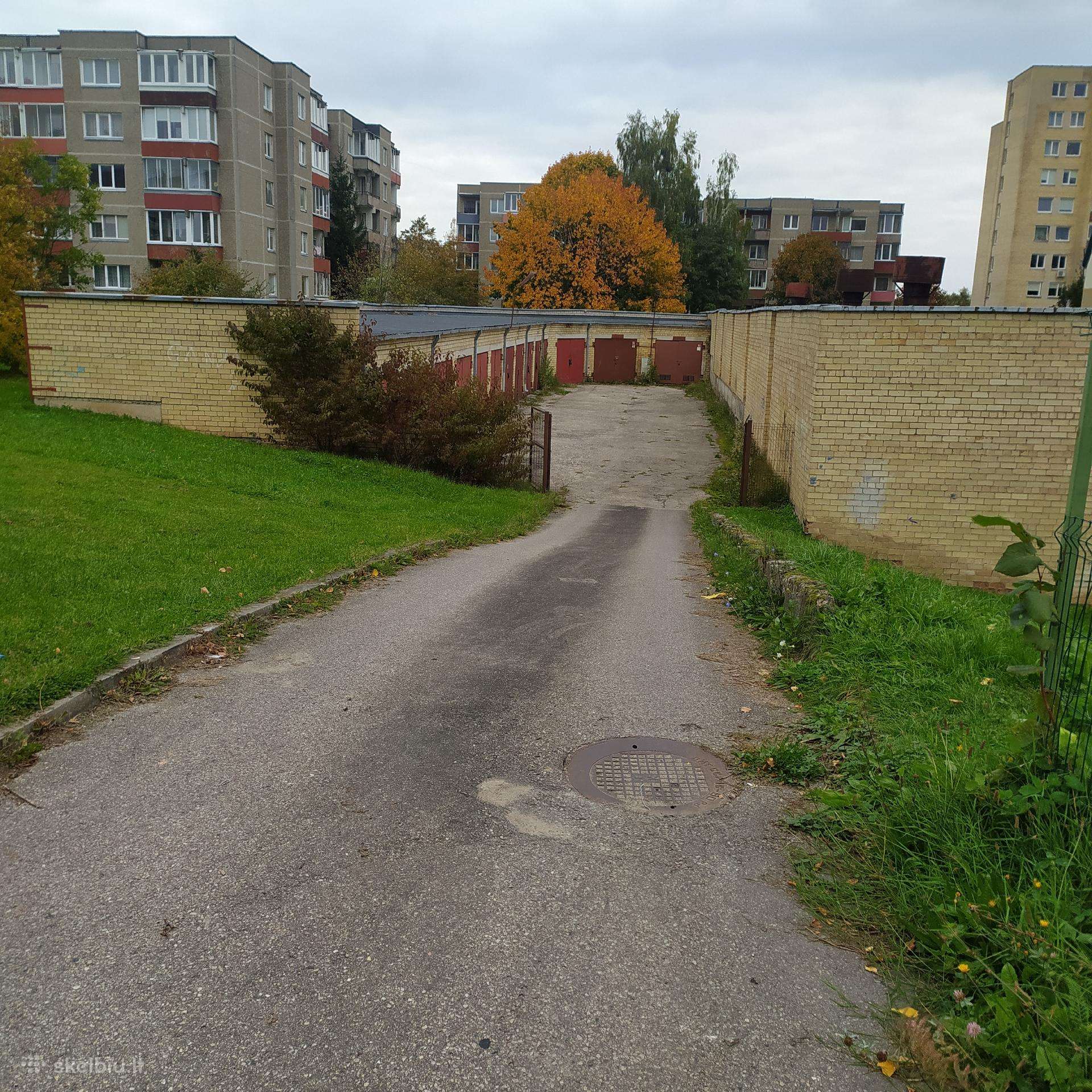 Išnuomoju garažą Statybininkų 30a
