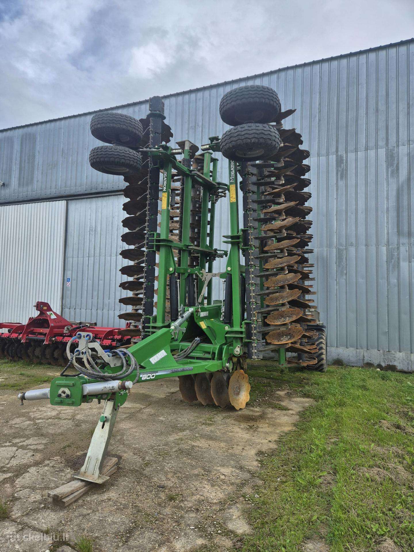 TOLMET Megatron 800, скребки, скрубберы