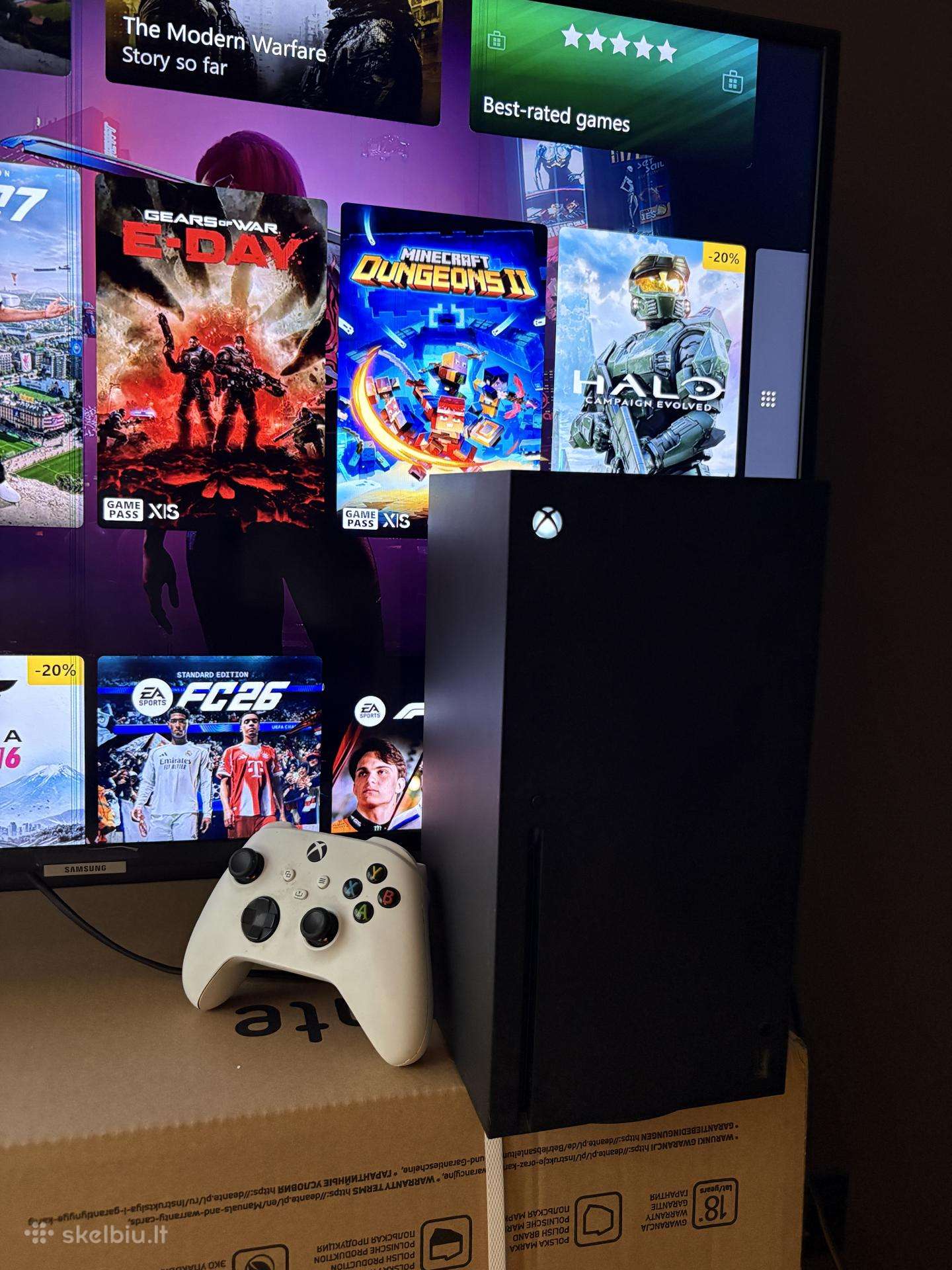 Parduodu Xbox series X 1tb