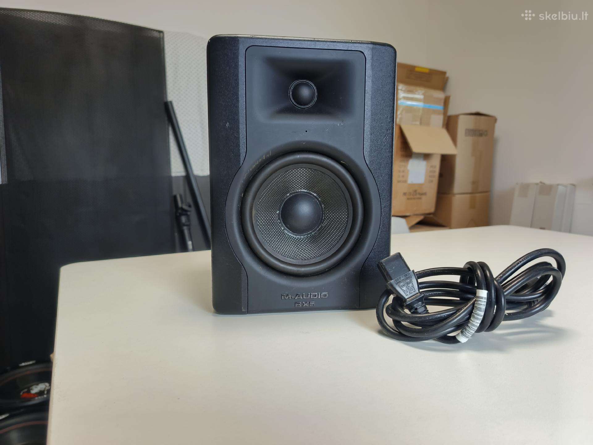 Studijine kolonėlė M audio bx5 d3