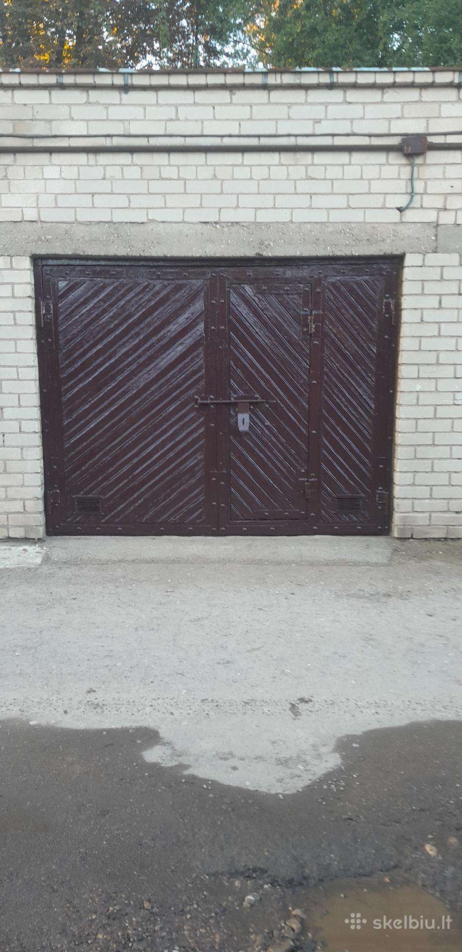 Parduodamas tvarkingas garažas