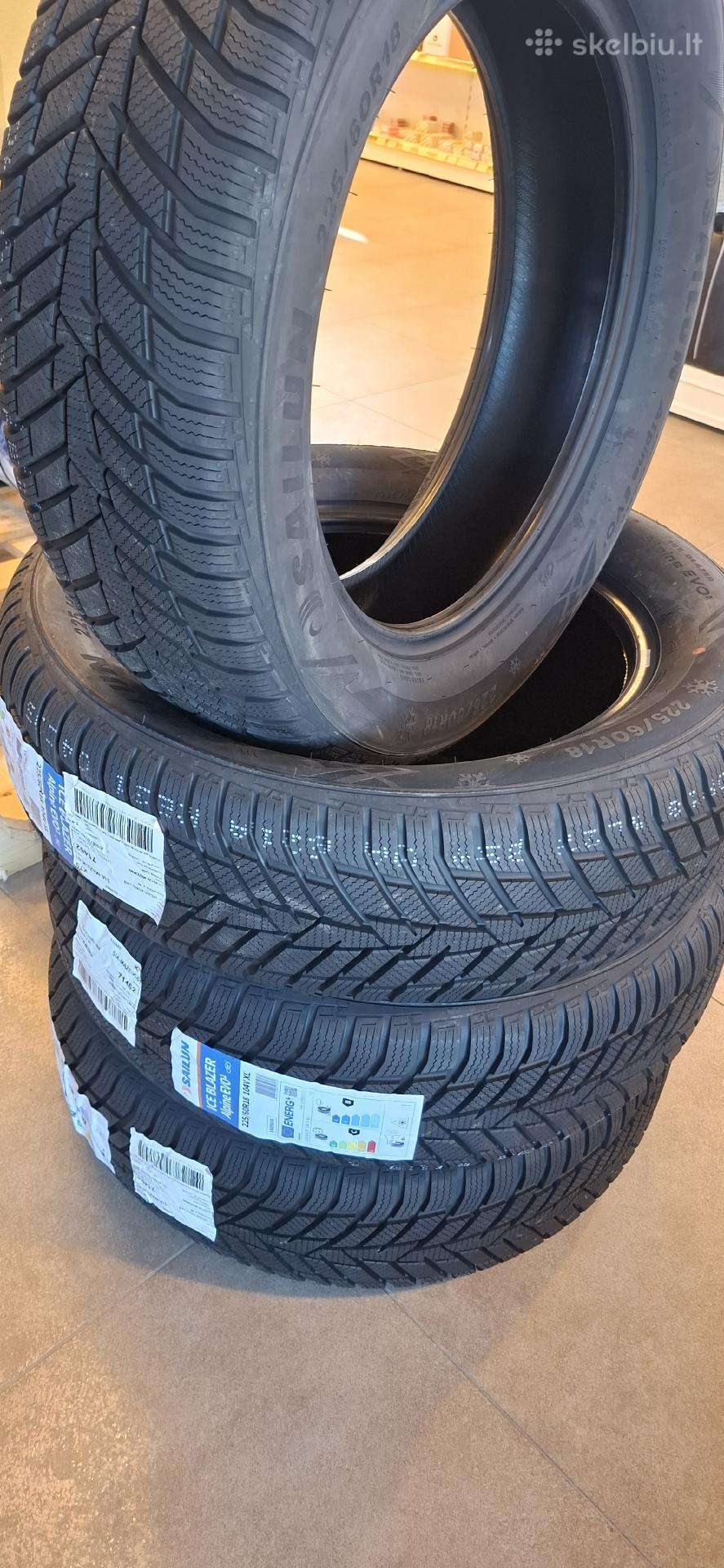 Naujas Sailun 225/60r18 komplektas