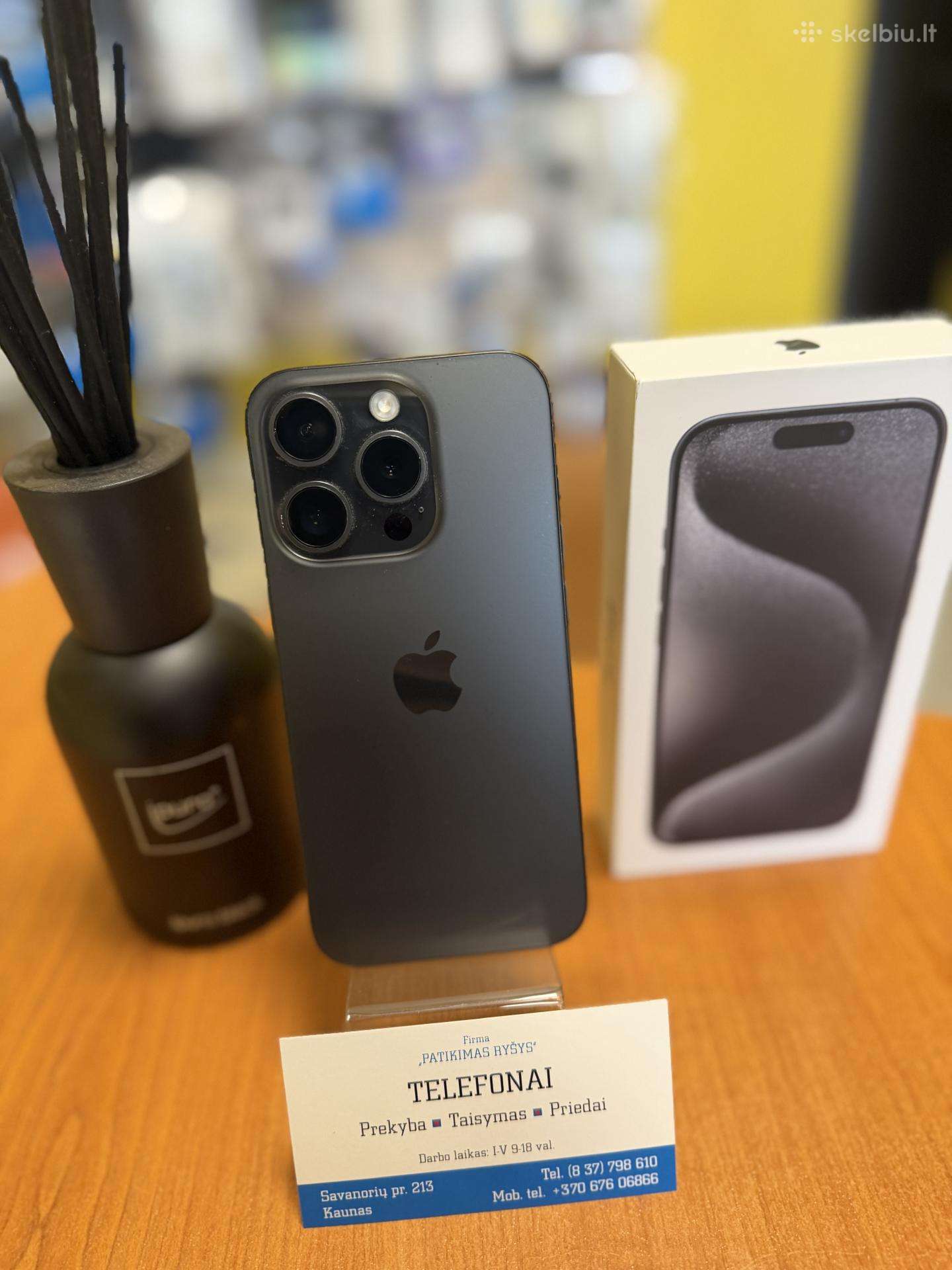 iPhone 15pro 256gb Black Su Garantija