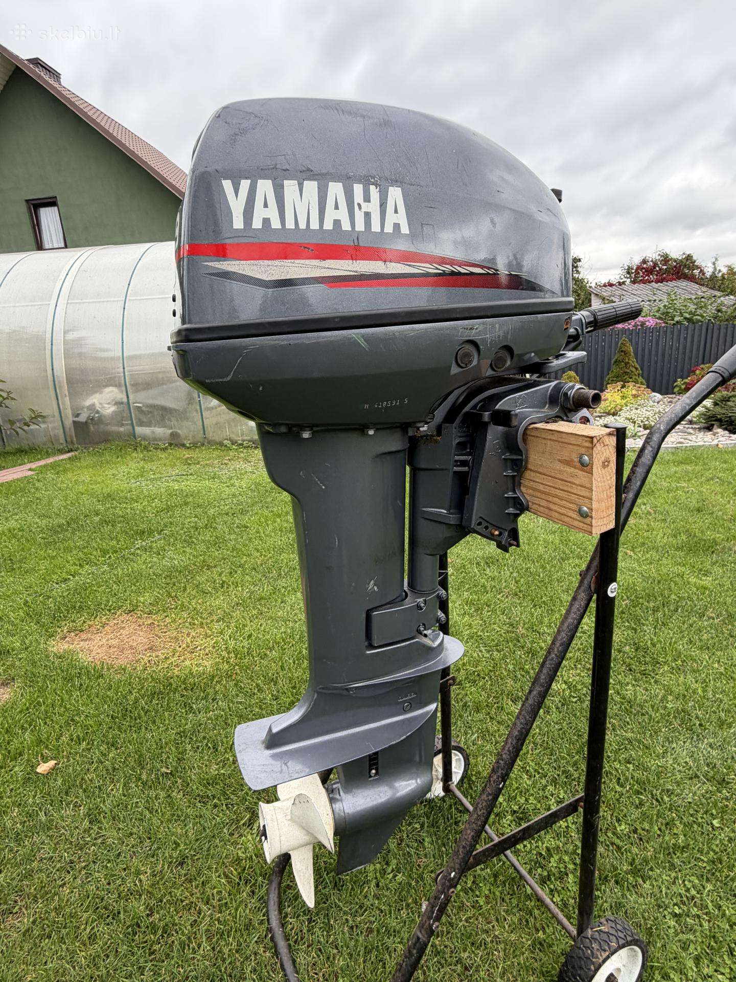 Puikaus stovio yamaha