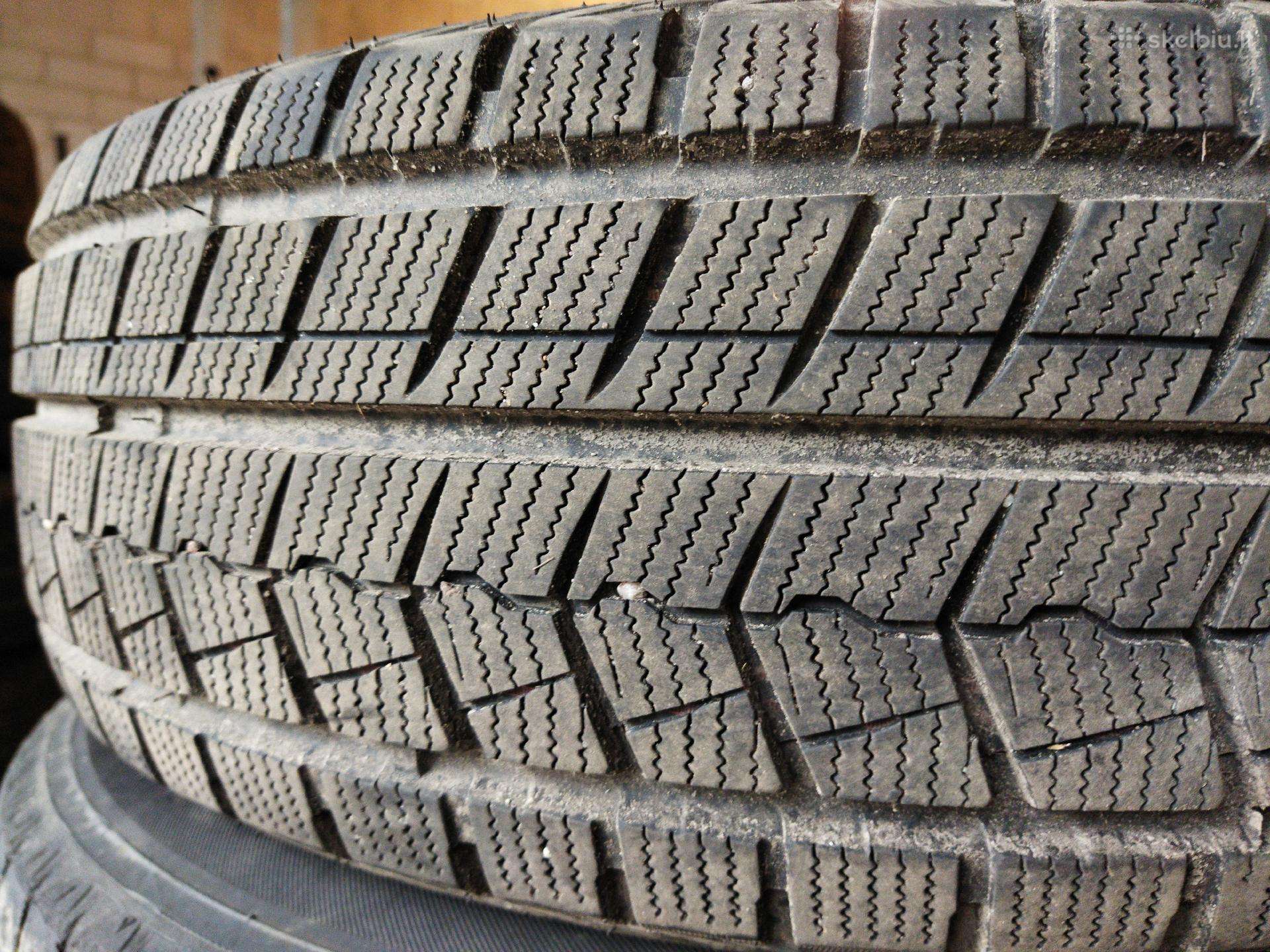 Žiemines padangos 205x60r16 100eur.