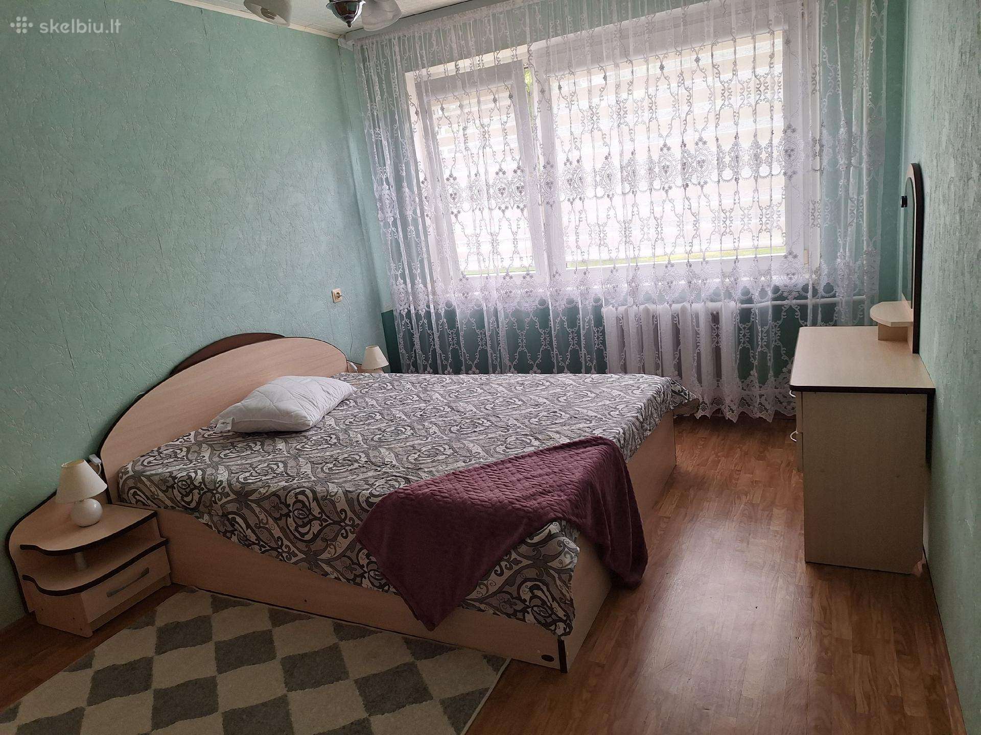 Dvigulė lova 160