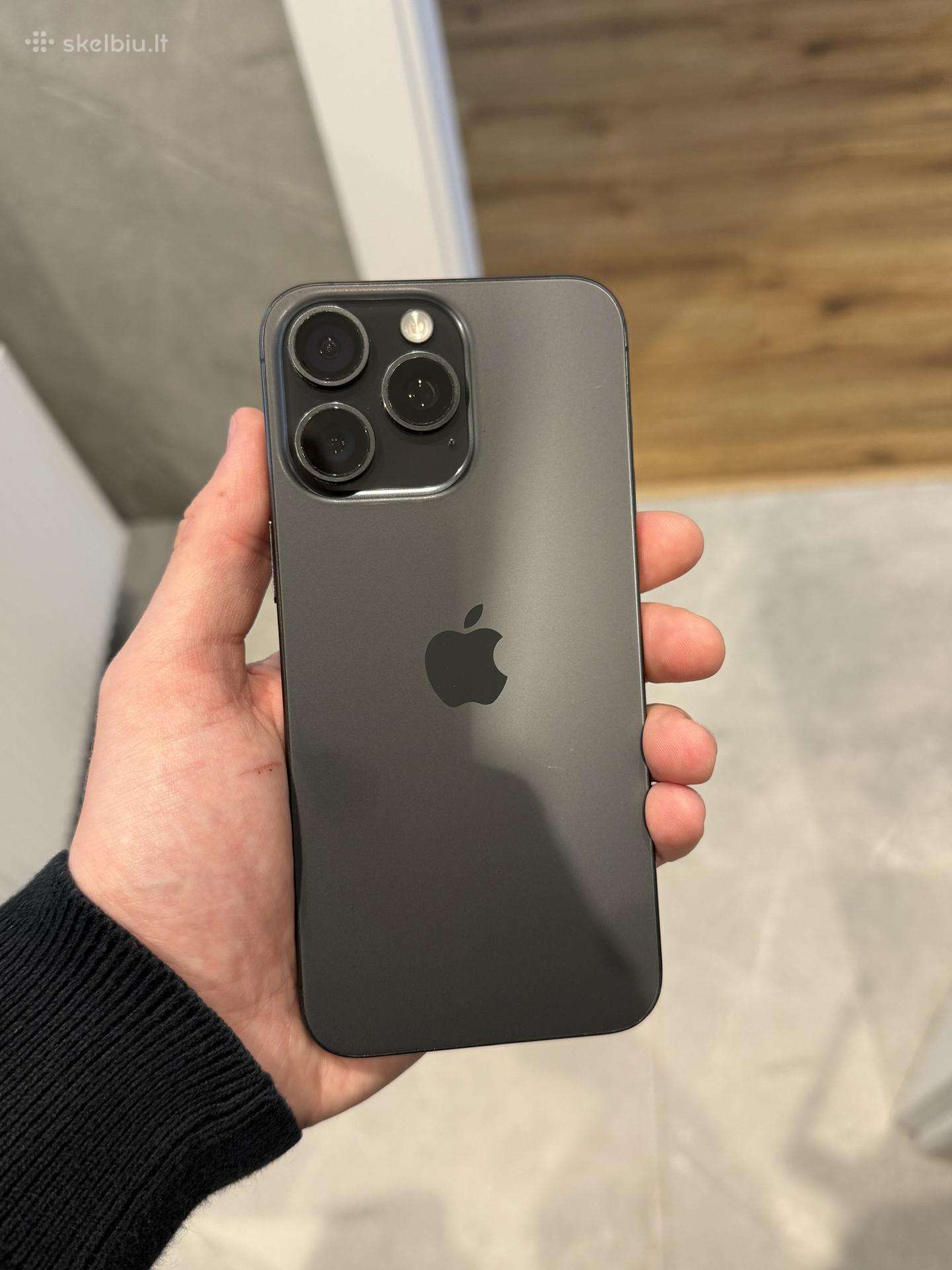 iPhone 15 Pro Max