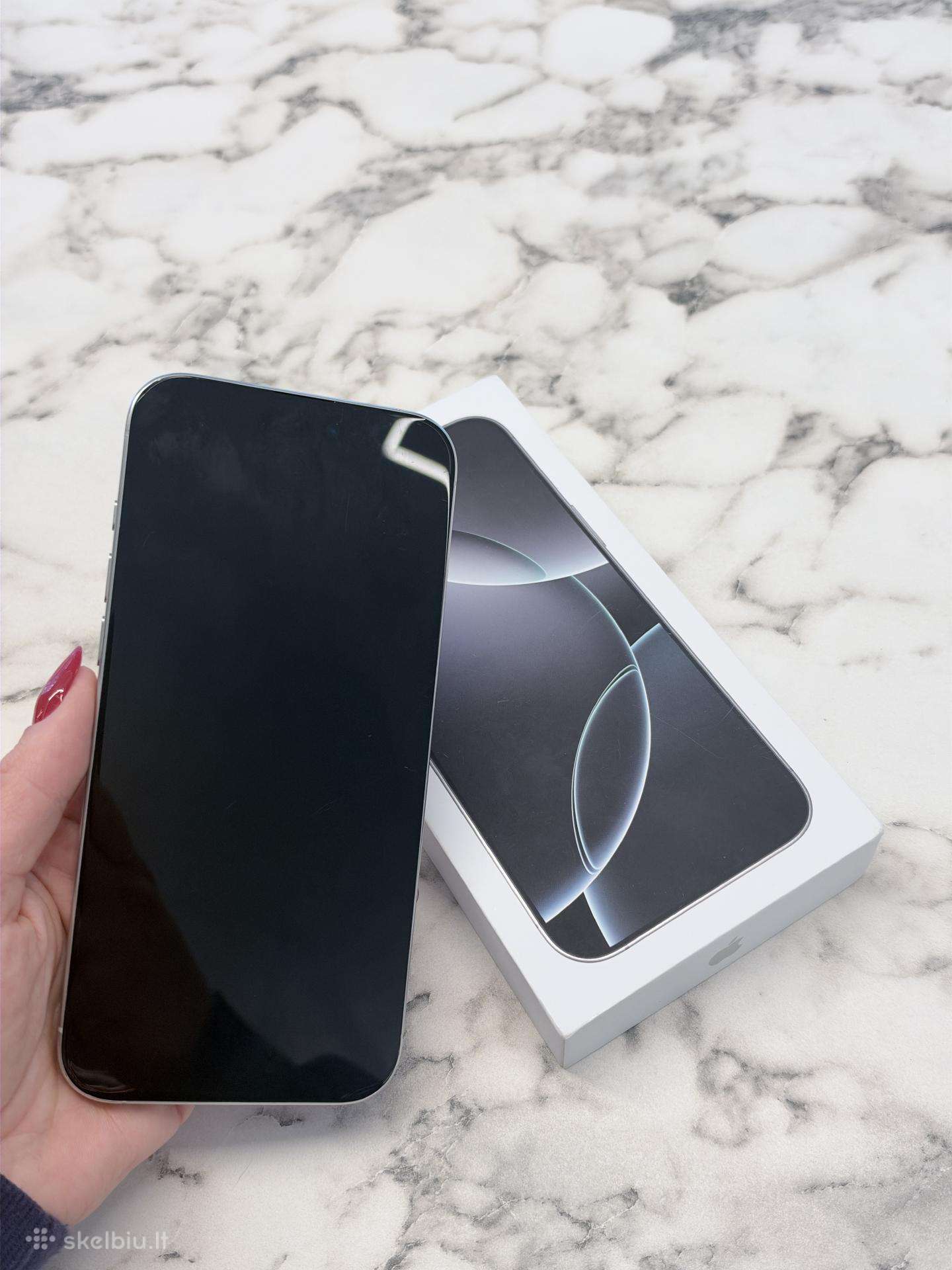iPhone 16 pro max 512gb