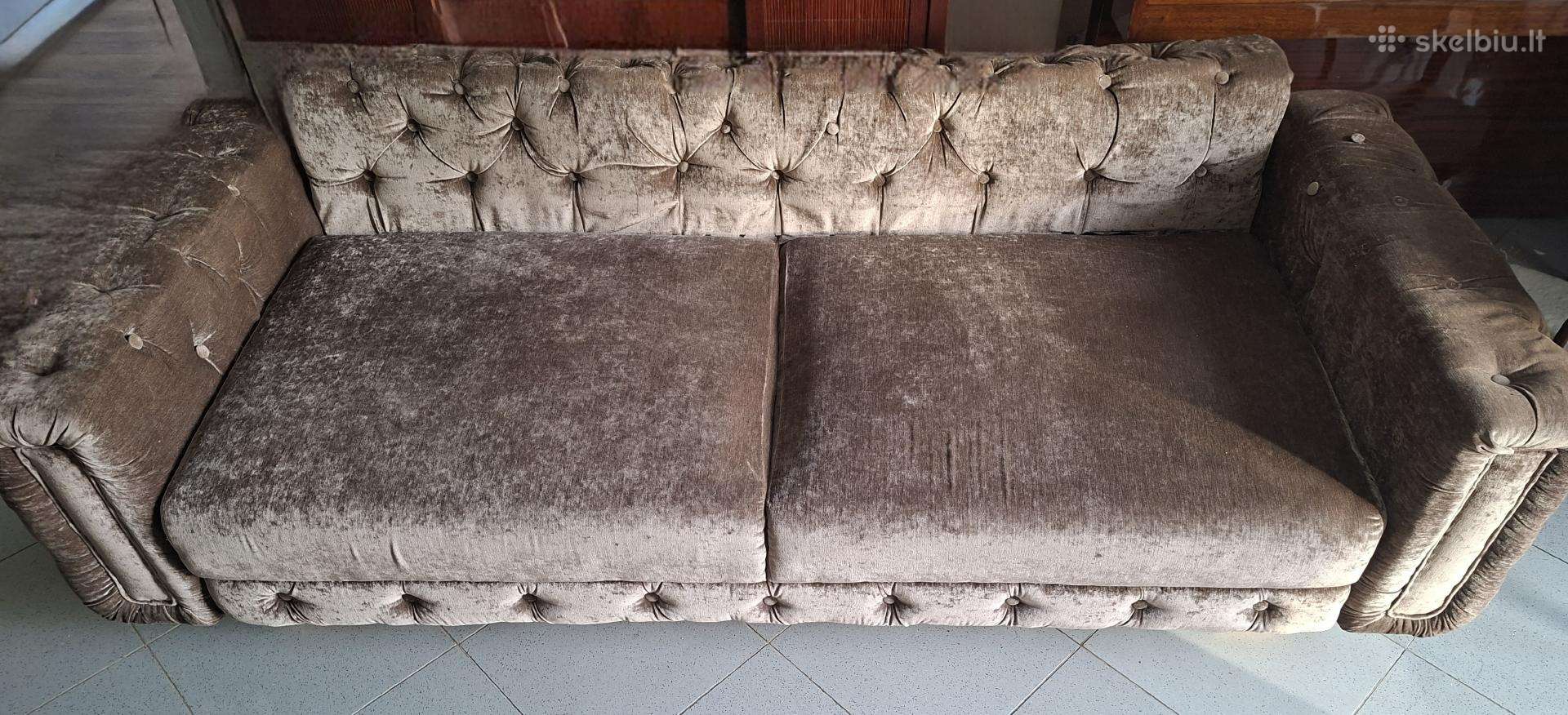 Dvi sofos