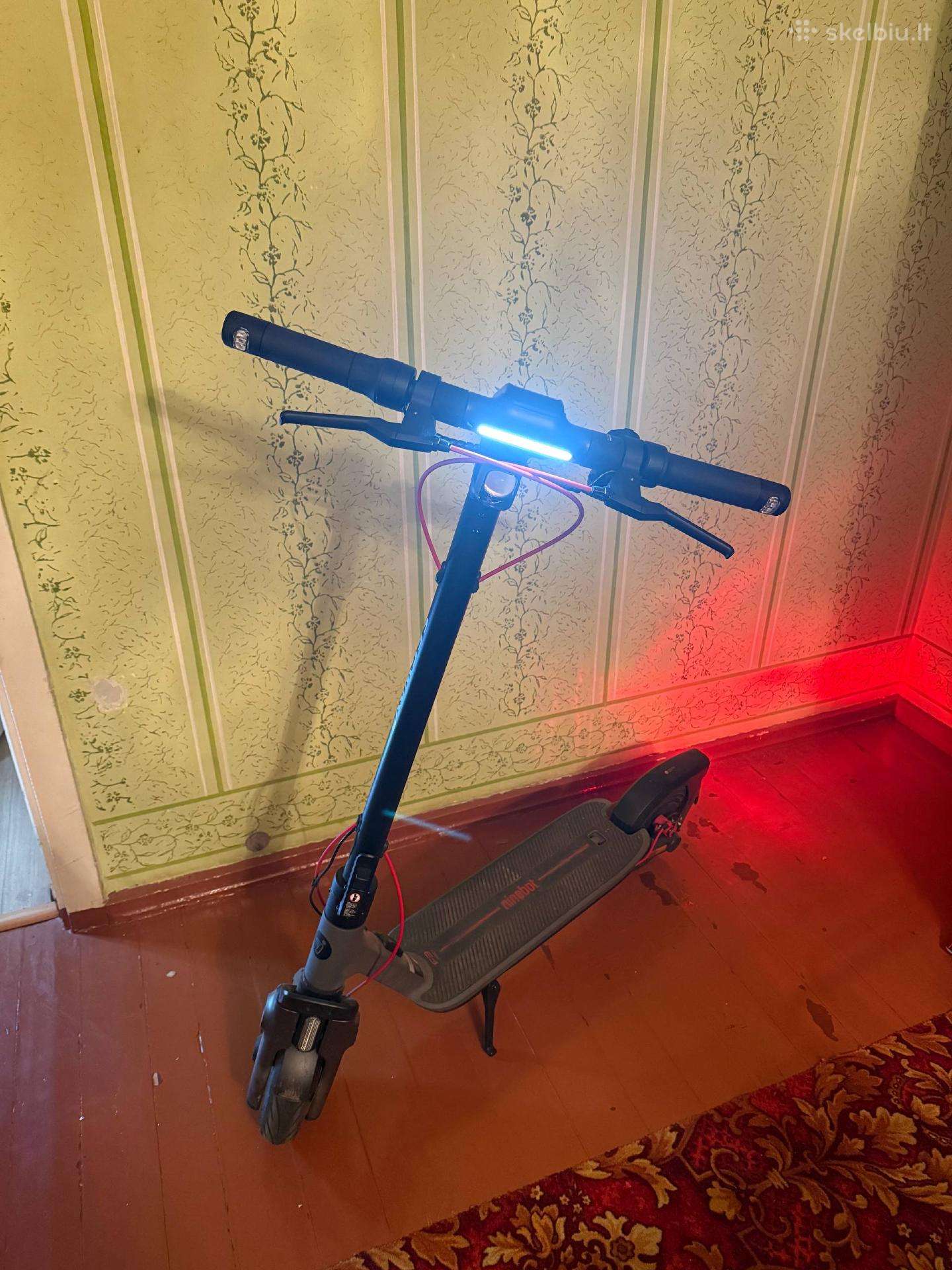 Parduodamas elektrinis paspirtukas