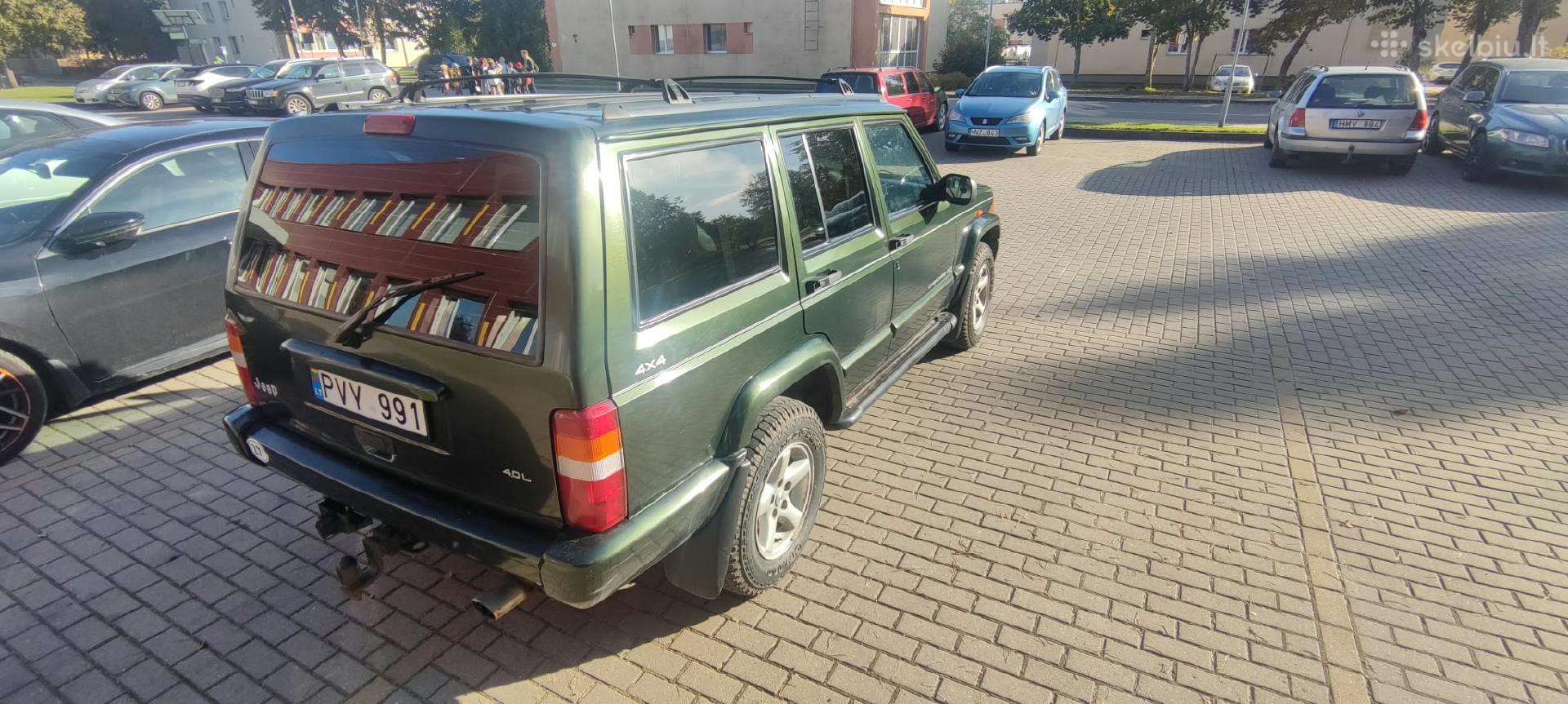 Parduodamas Jeep cherokee