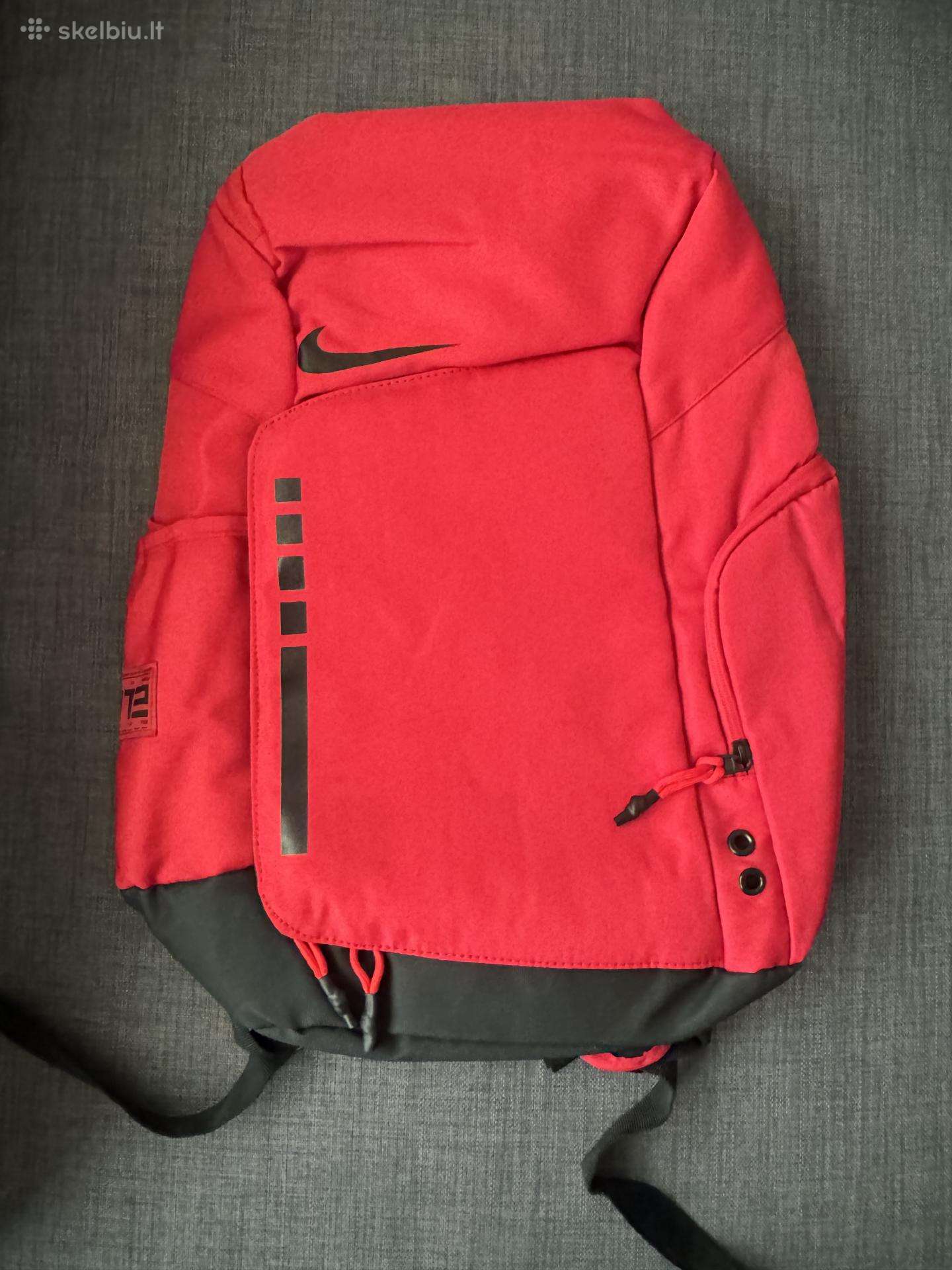 Nike elite