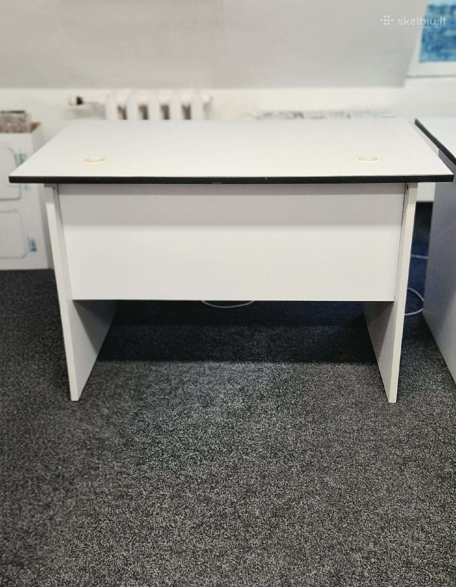 Šviesus darbo stalas + spintelė + kėdė