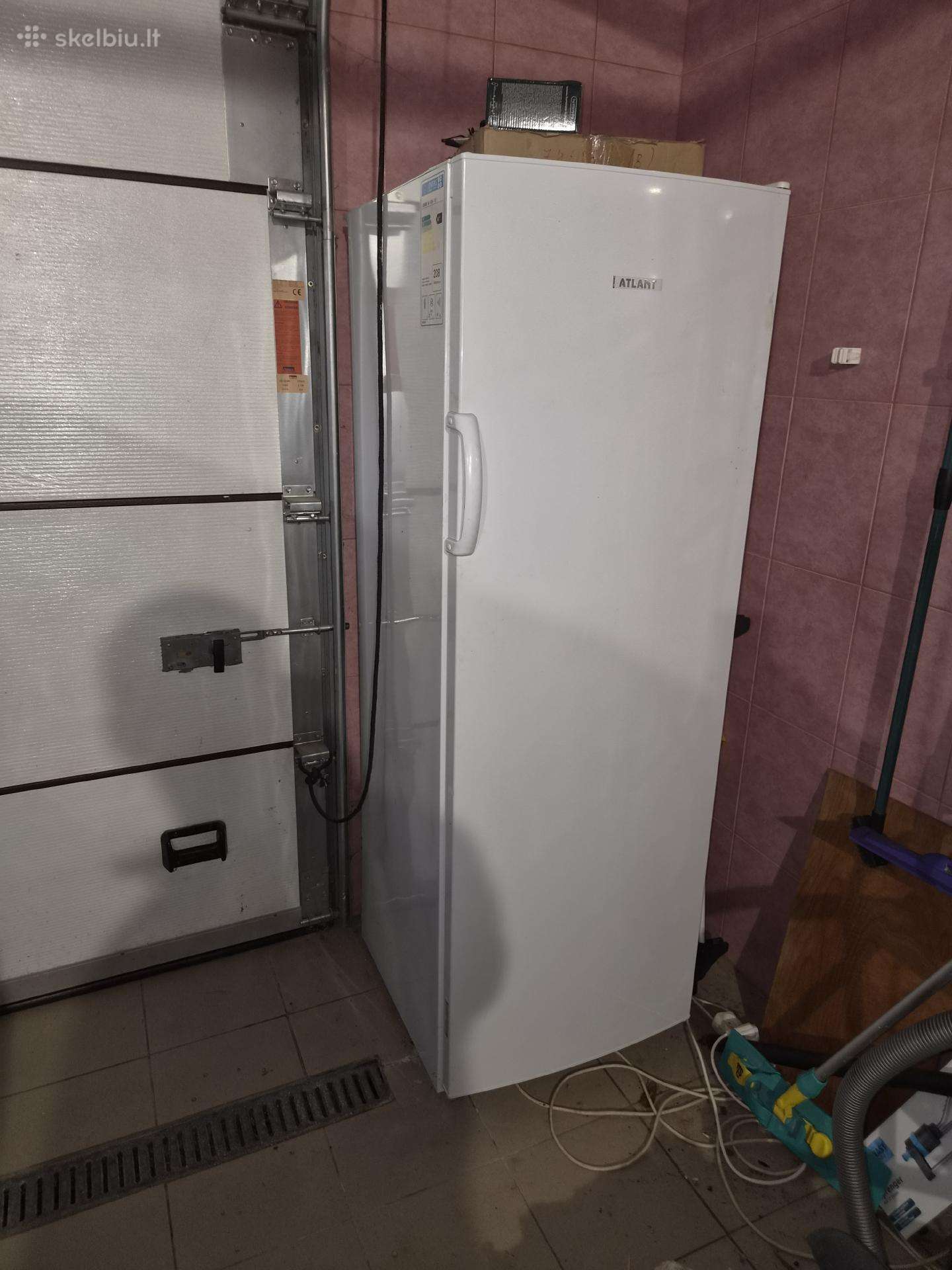 Šaldiklis Atlant Apynaujis 7 Stalčių 177cm-60cm