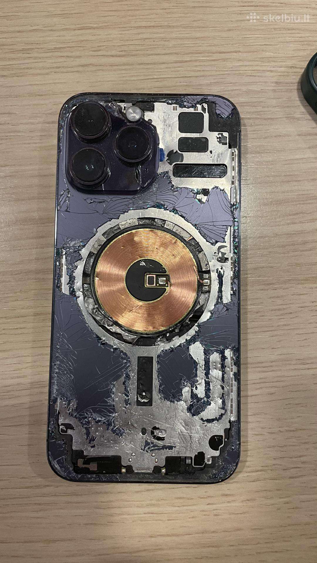 Daužtas iPhone 14 Pro Max