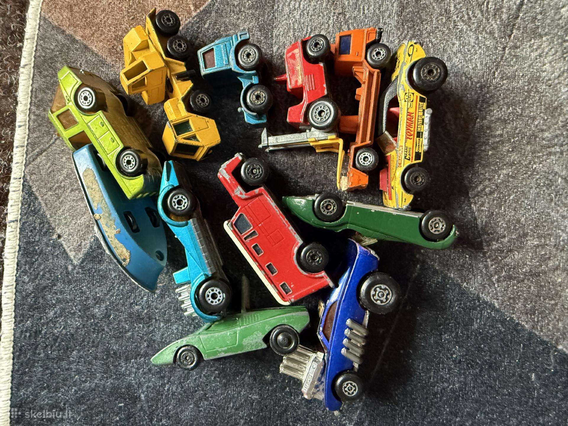 Seni Matchbox, Majorette, įvairūs modeliukai