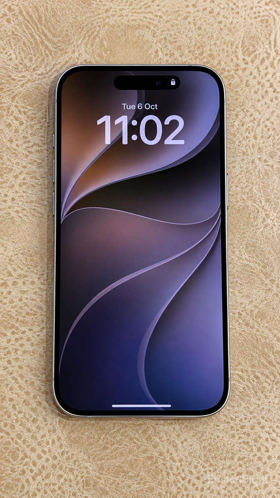 Apple iPhone 15pro 256gb White Titanium.puikibūklė