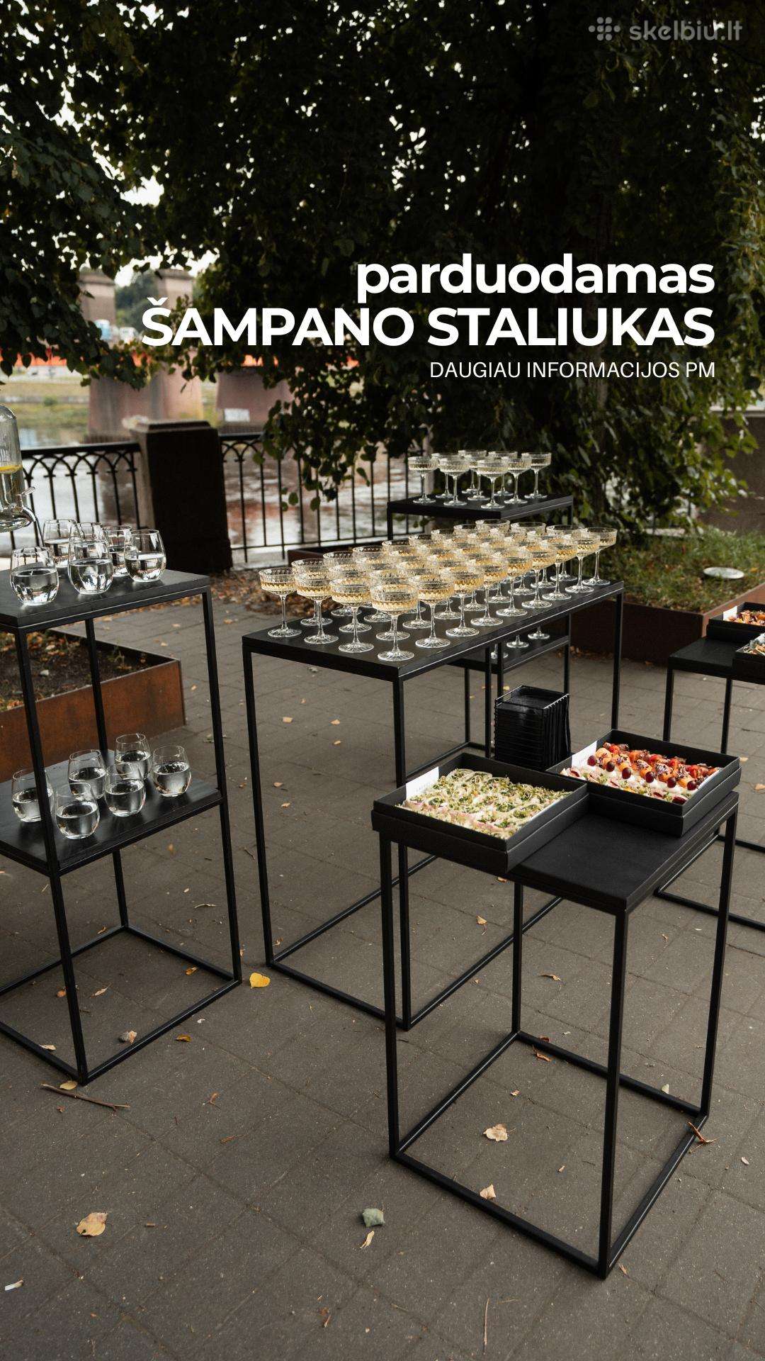 Šampano staliukas
