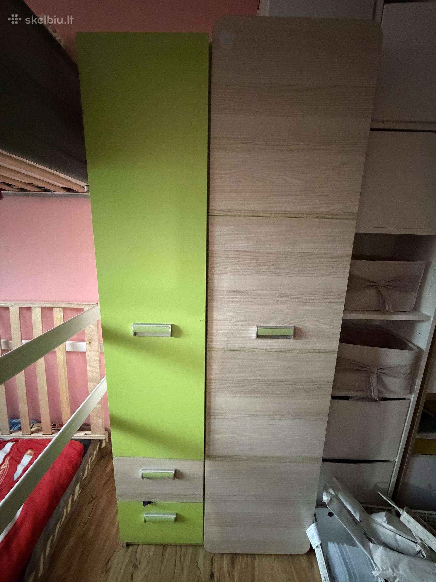 Dovanoju spintas ir lova