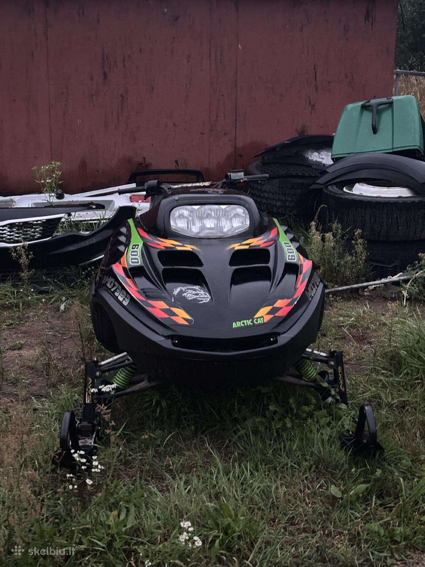 Parduodamas sniego motociklas toks koks yra
