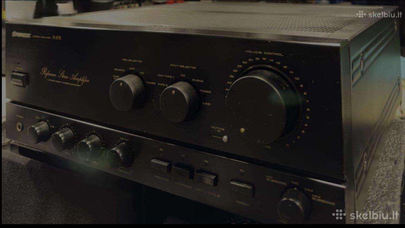 Pioneer A-878 / stiprintuvai