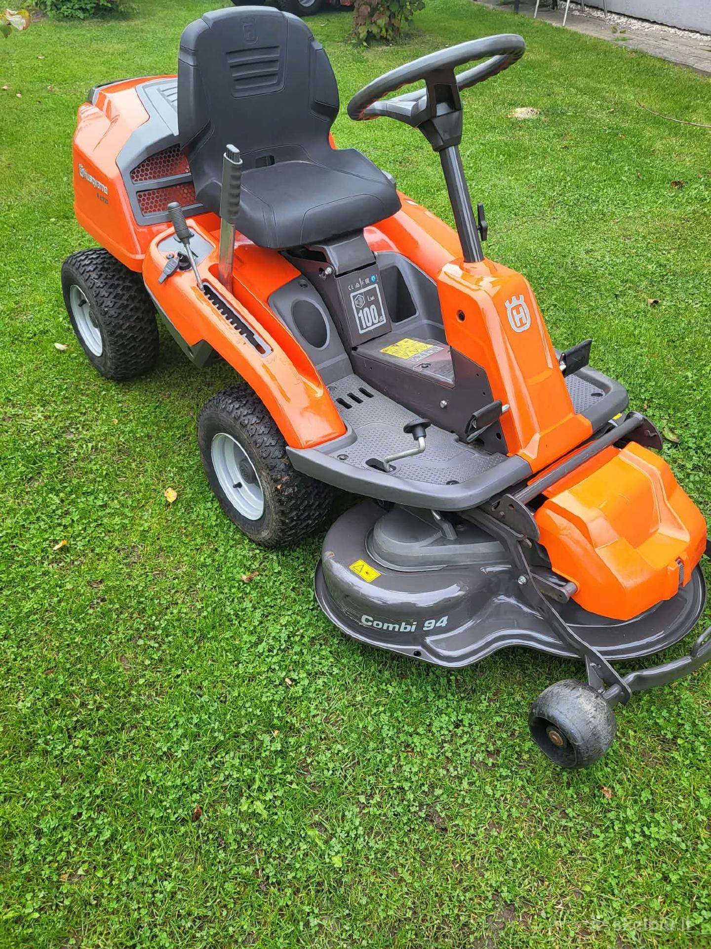 Husqvarna R213 C