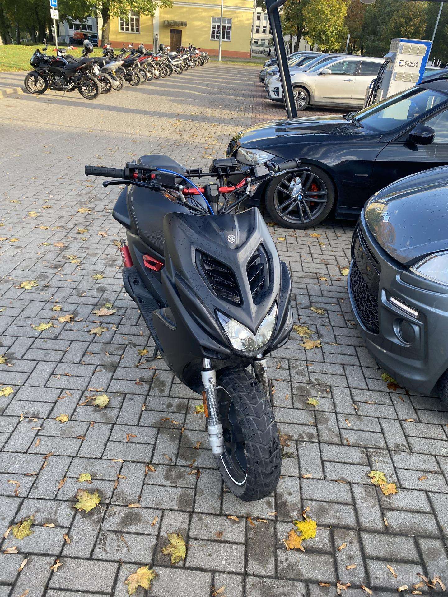 Yamaha Aerox 50cc, scooters / mopeds
