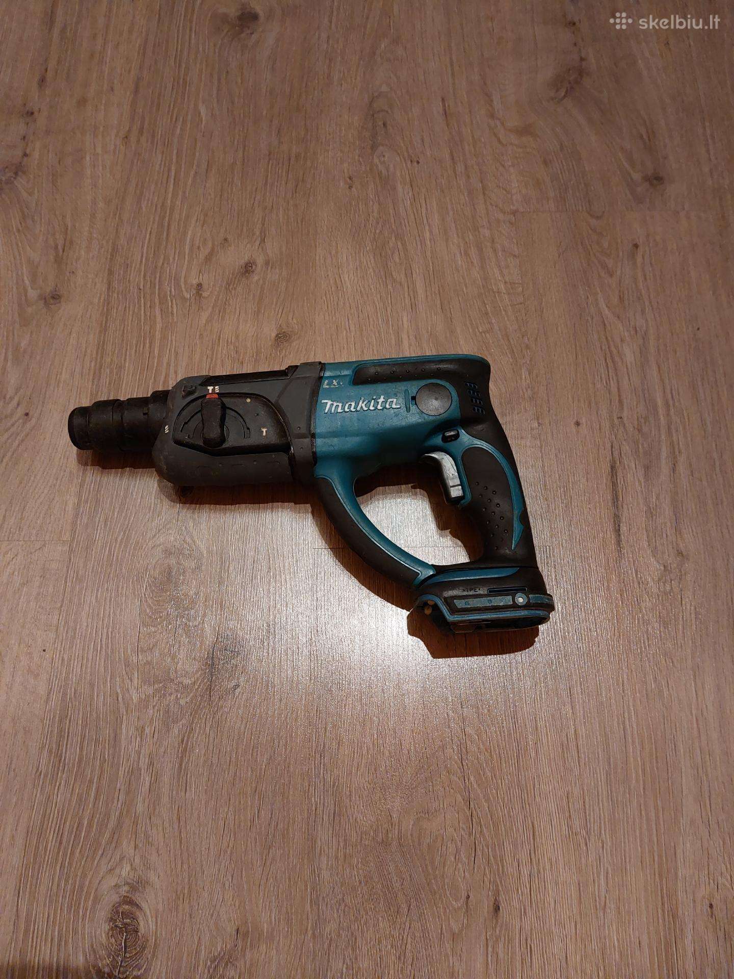 Makita parforatorius Dhr 202