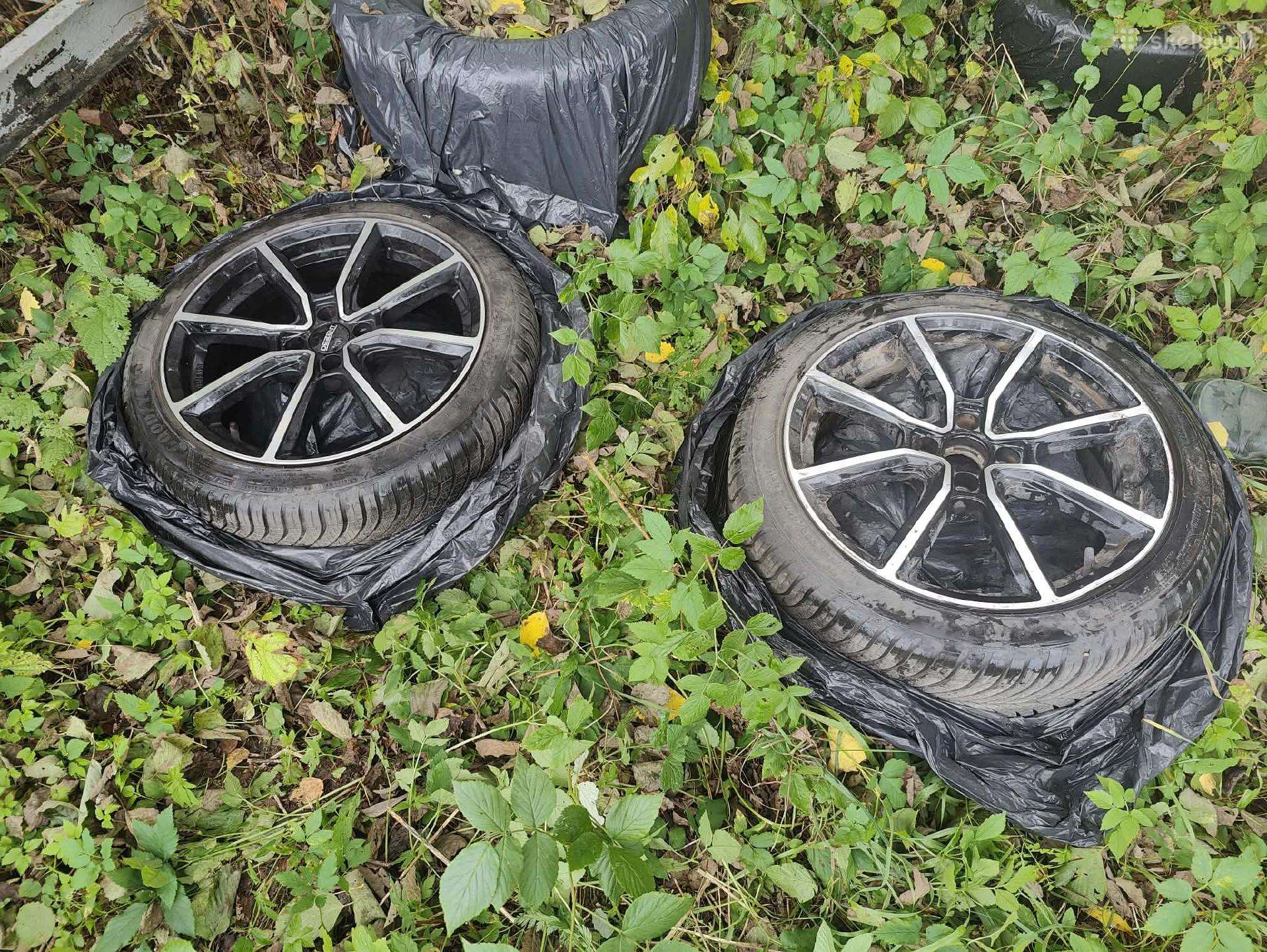 Dezent R17 ratlankiai su padangomis