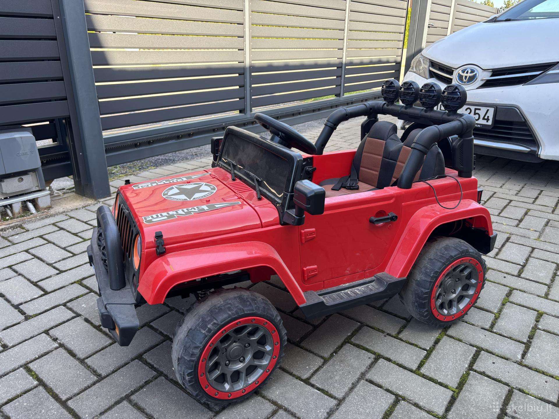 Vaikiškas elektromobilis Jeep Brd-7588