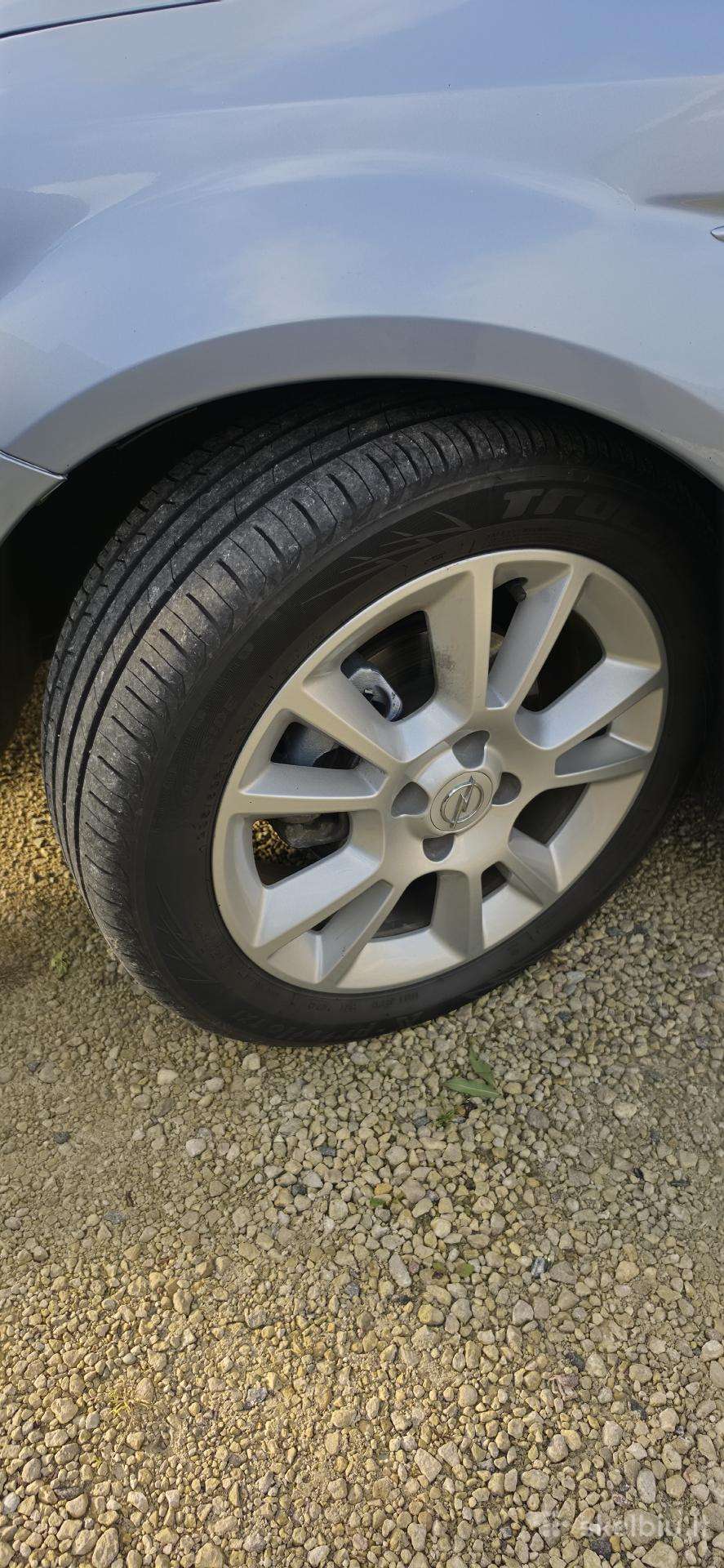 Opel Tigra, 1.4 l., Кабриолет