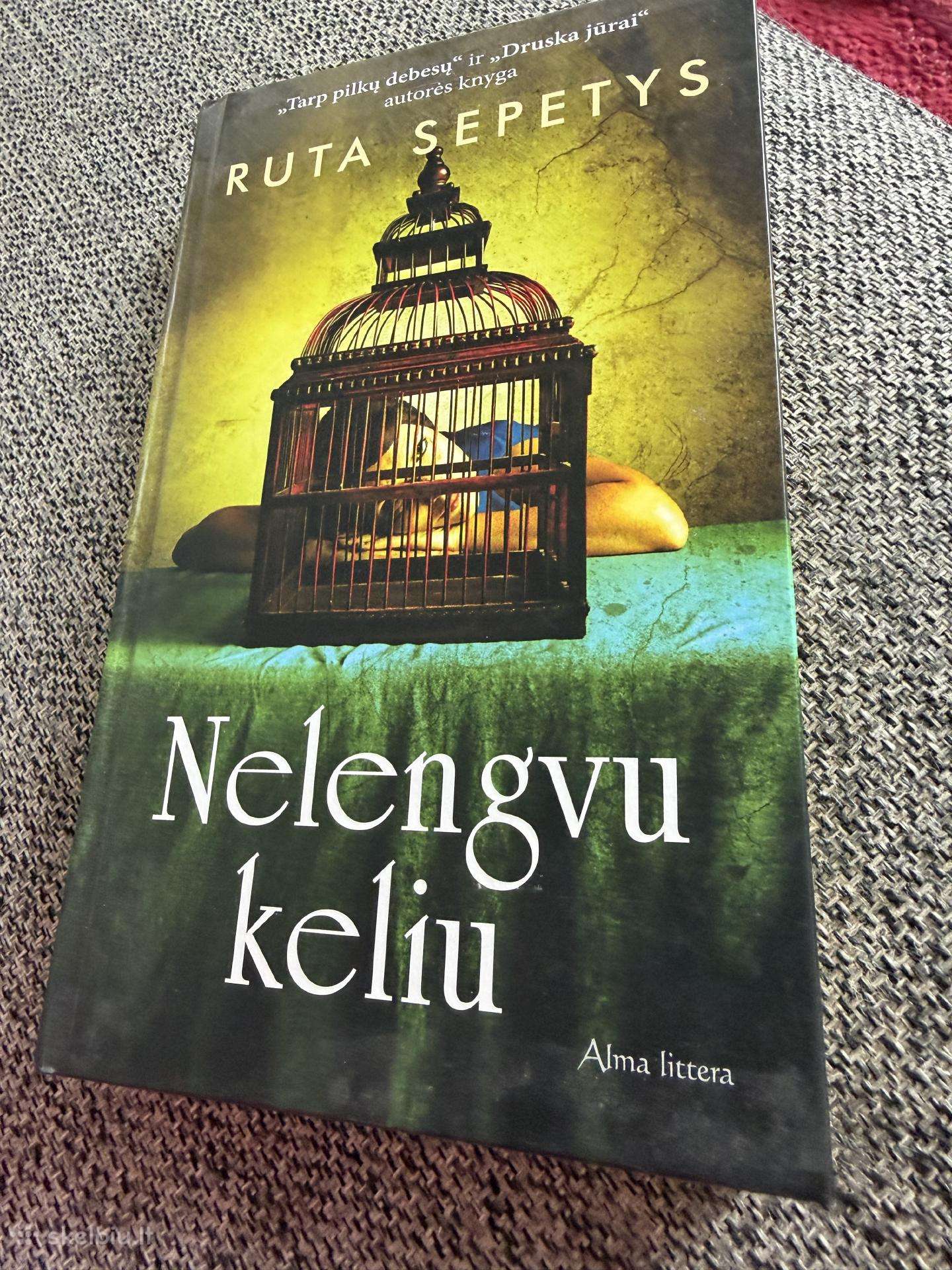 Nelengvu keliu