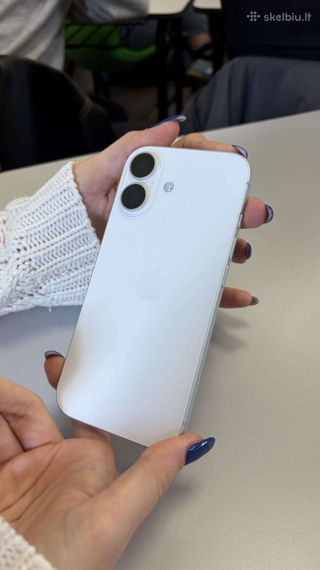 Parduodu praktiškai naują iPhone 17 256 MB