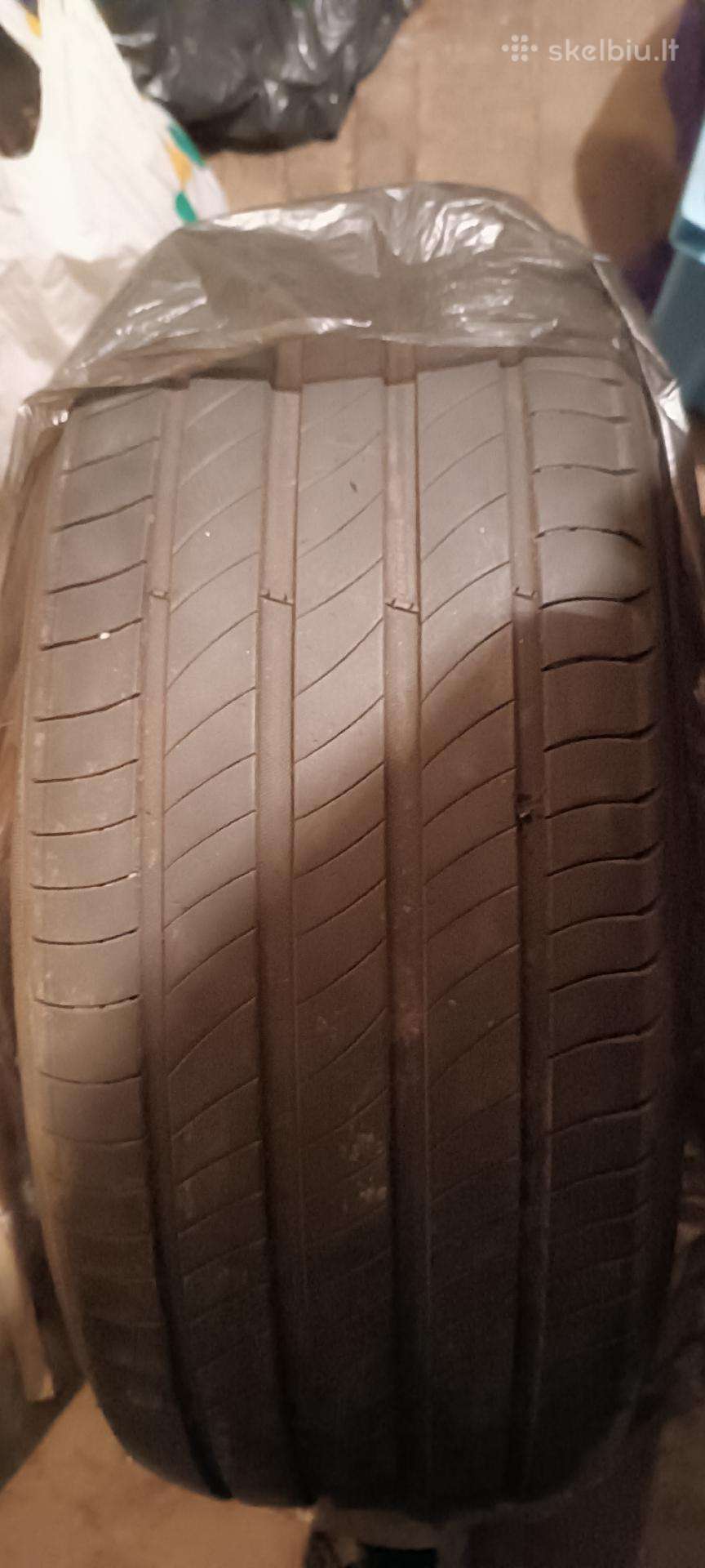 Michelin E Privacy R18 235-55