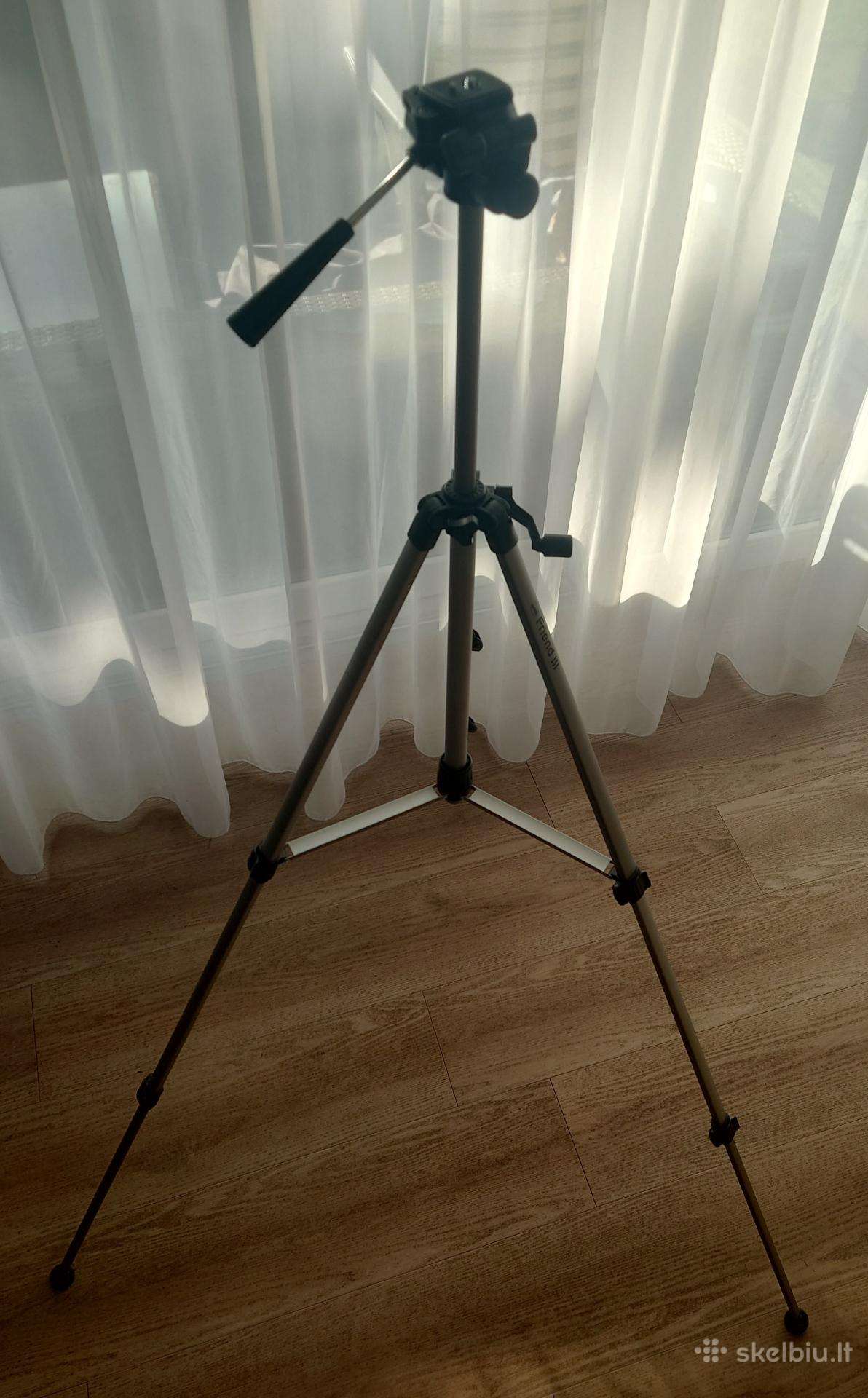 Trikojis stovas (štatyvas) 150 cm.