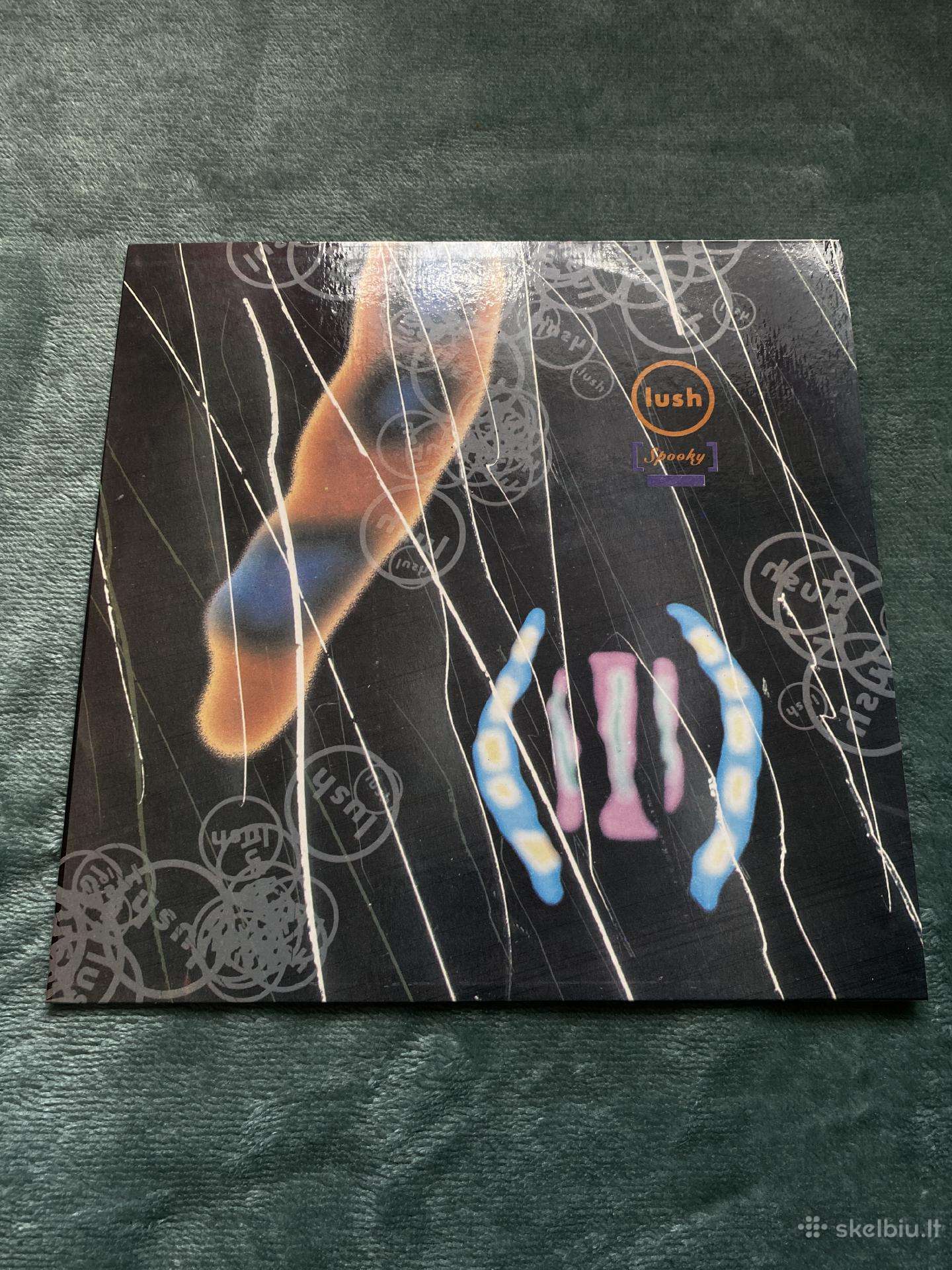 Lush vinilinė plokštelė