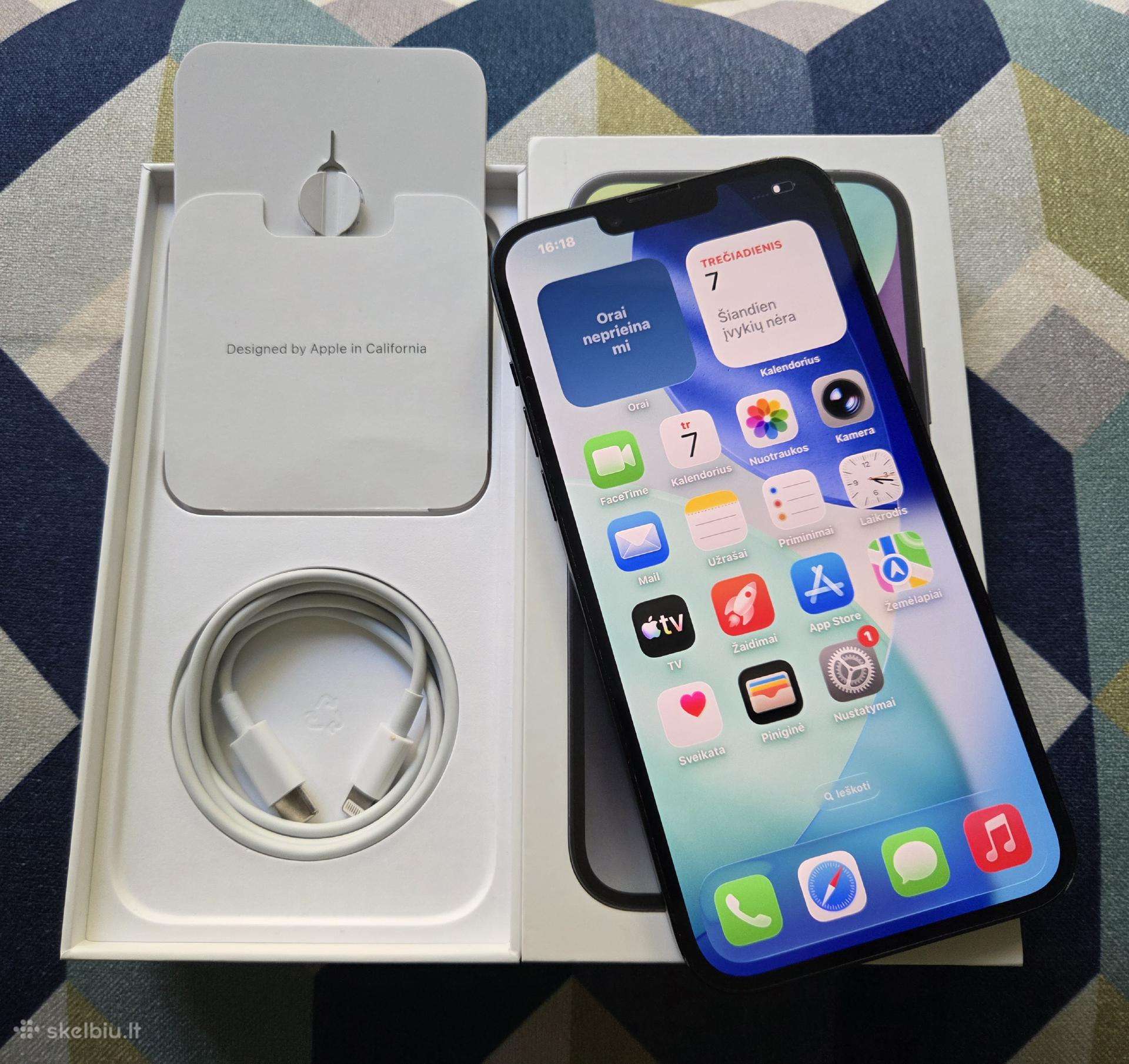 iPhone 14 plus midnight